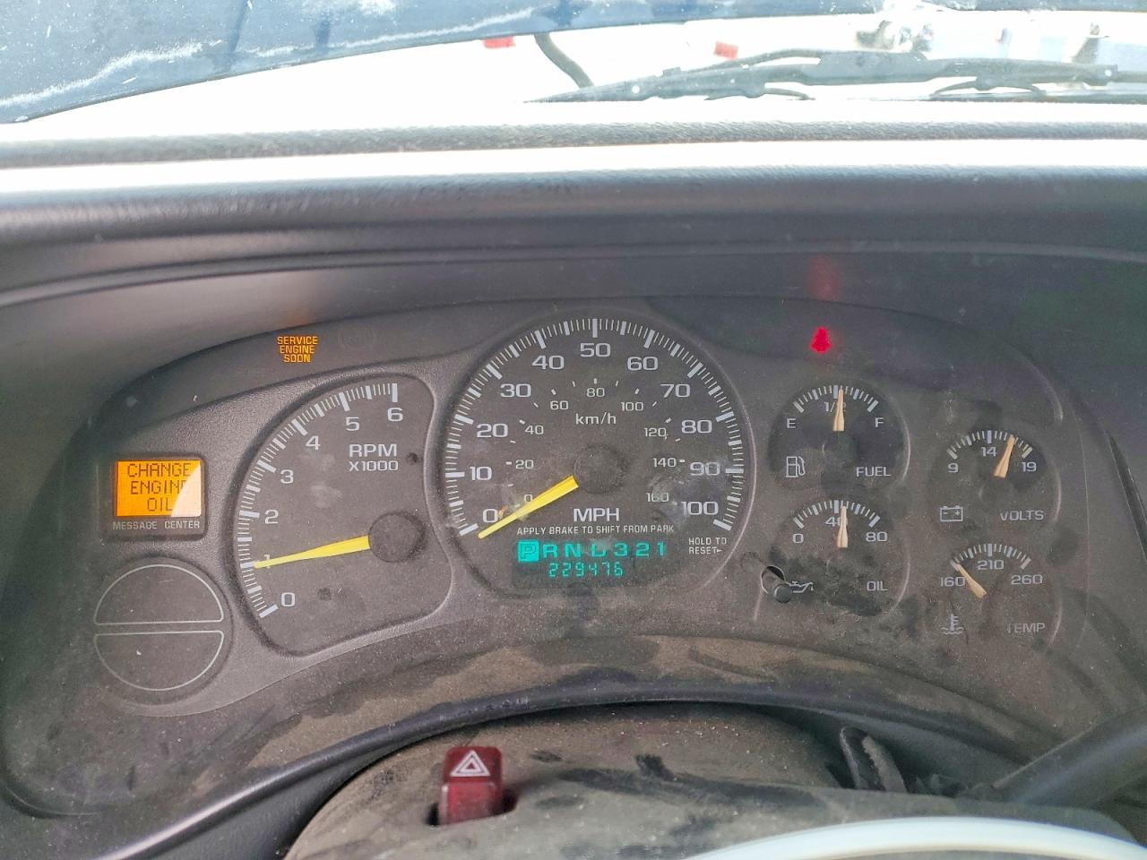 2002 Chevrolet Silverado C1500 Black vin: 1GCEC19T22E176909