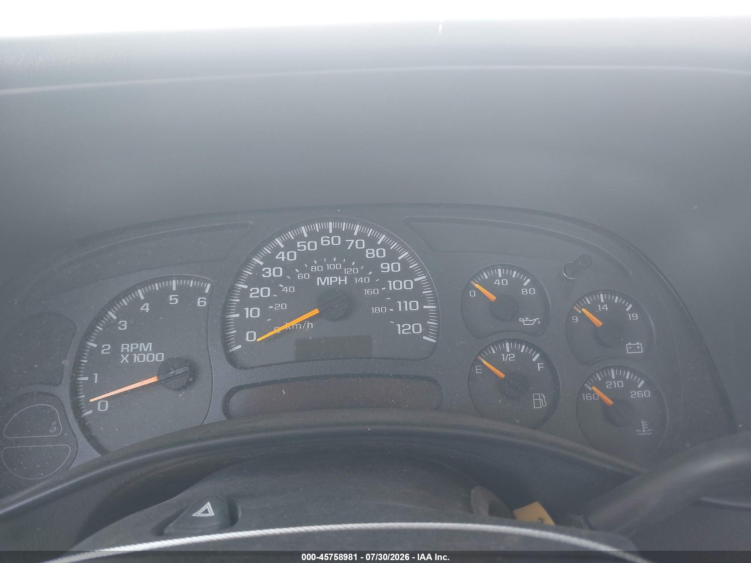 2003 Chevrolet Silverado 1500   Белый vin: 1GCEC19T33E279614