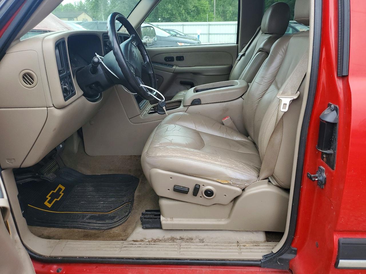 2003 Chevrolet Silverado C1500 Red vin: 1GCEC19T33Z194488