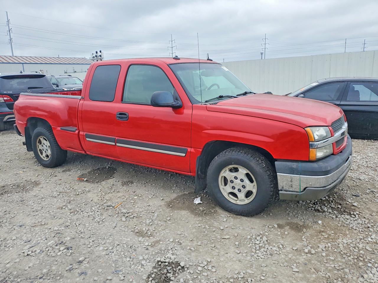 2003 Chevrolet Silverado C1500 Red vin: 1GCEC19T33Z194488