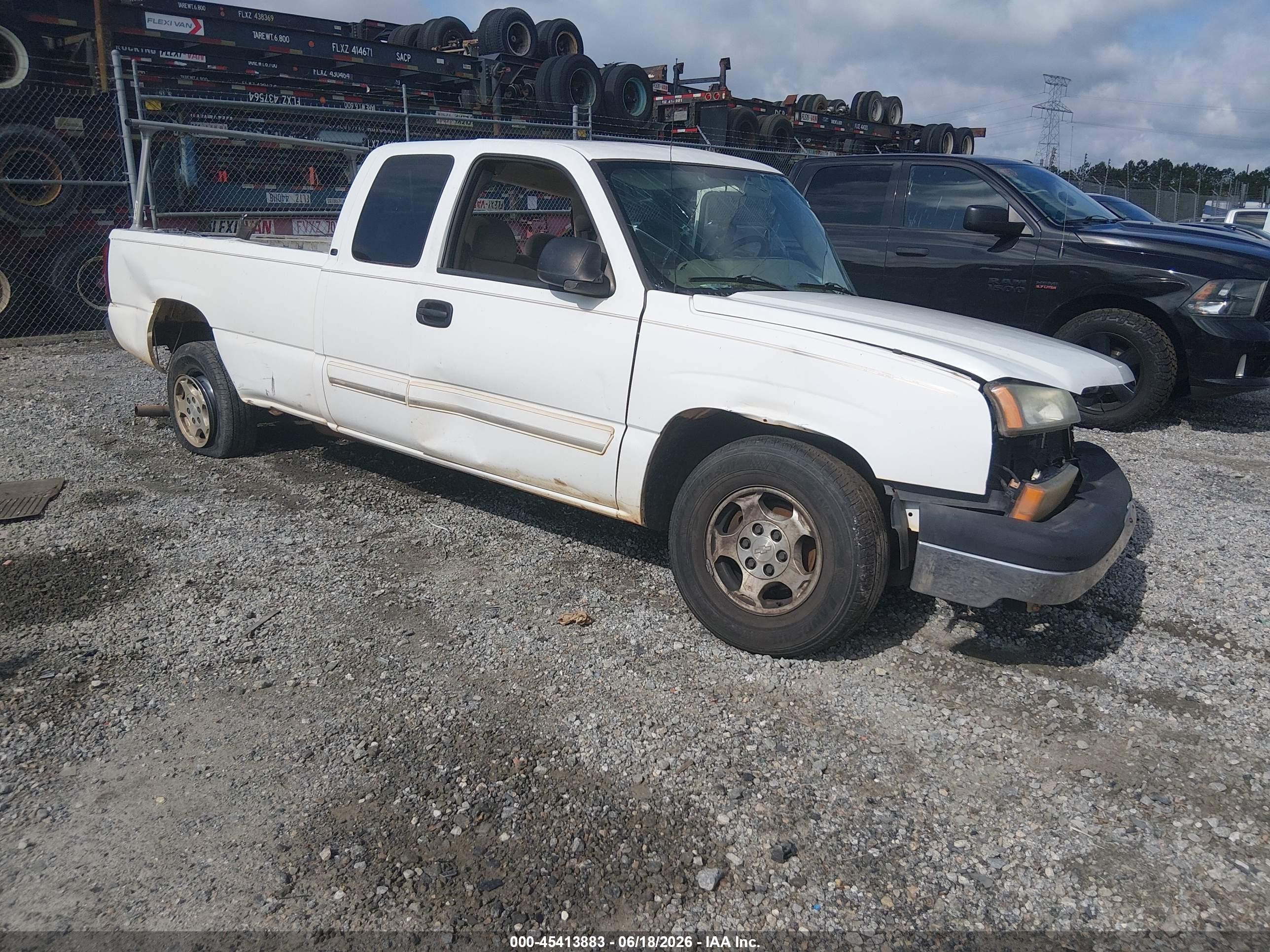 2004 Chevrolet Silverado 1500 Ls White vin: 1GCEC19T34E153934