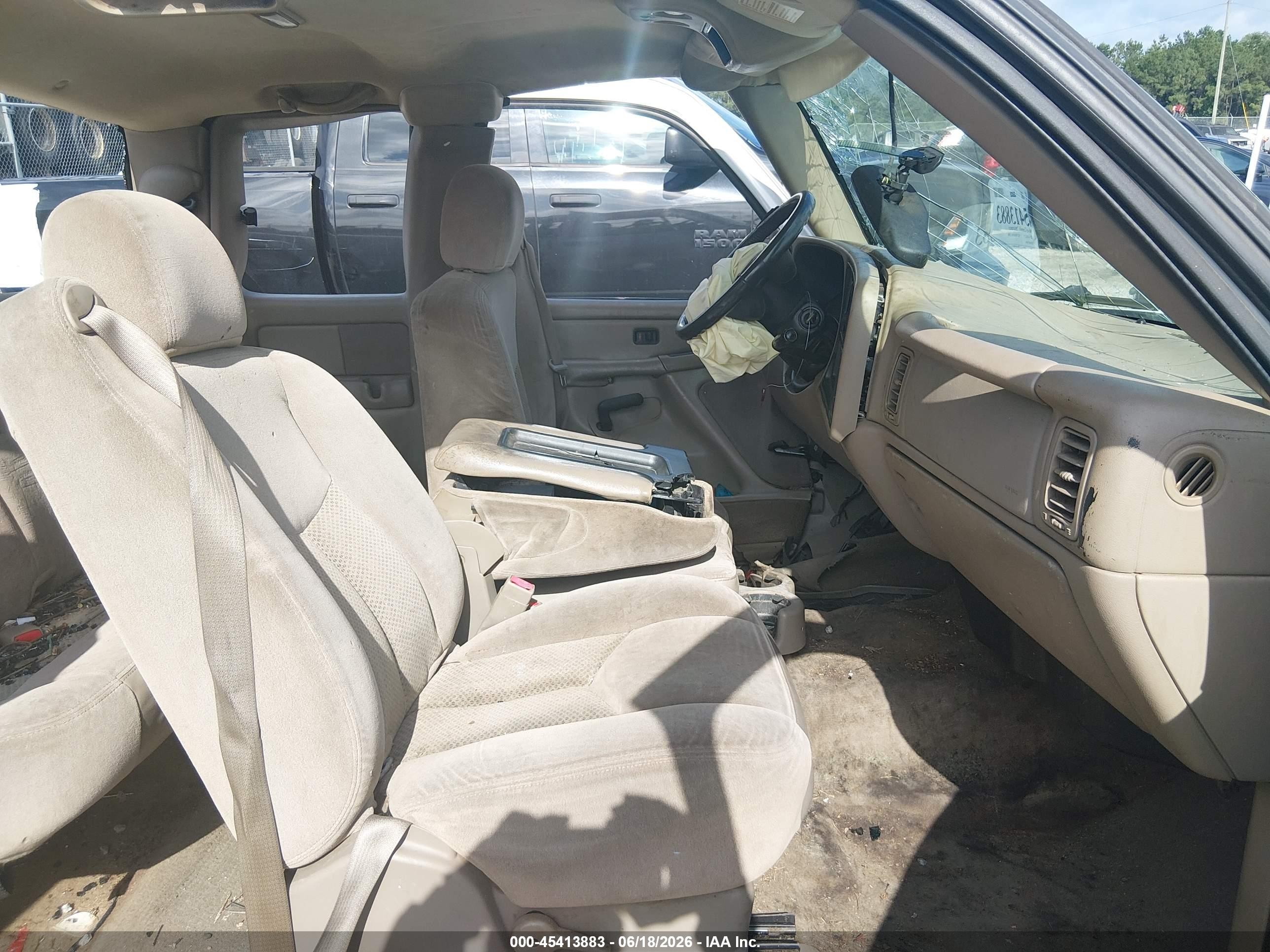 2004 Chevrolet Silverado 1500 Ls White vin: 1GCEC19T34E153934