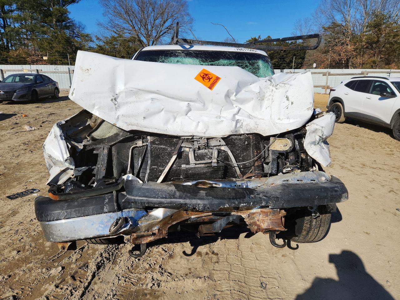 2004 Chevrolet Silverado C1500 White vin: 1GCEC19T44Z353553