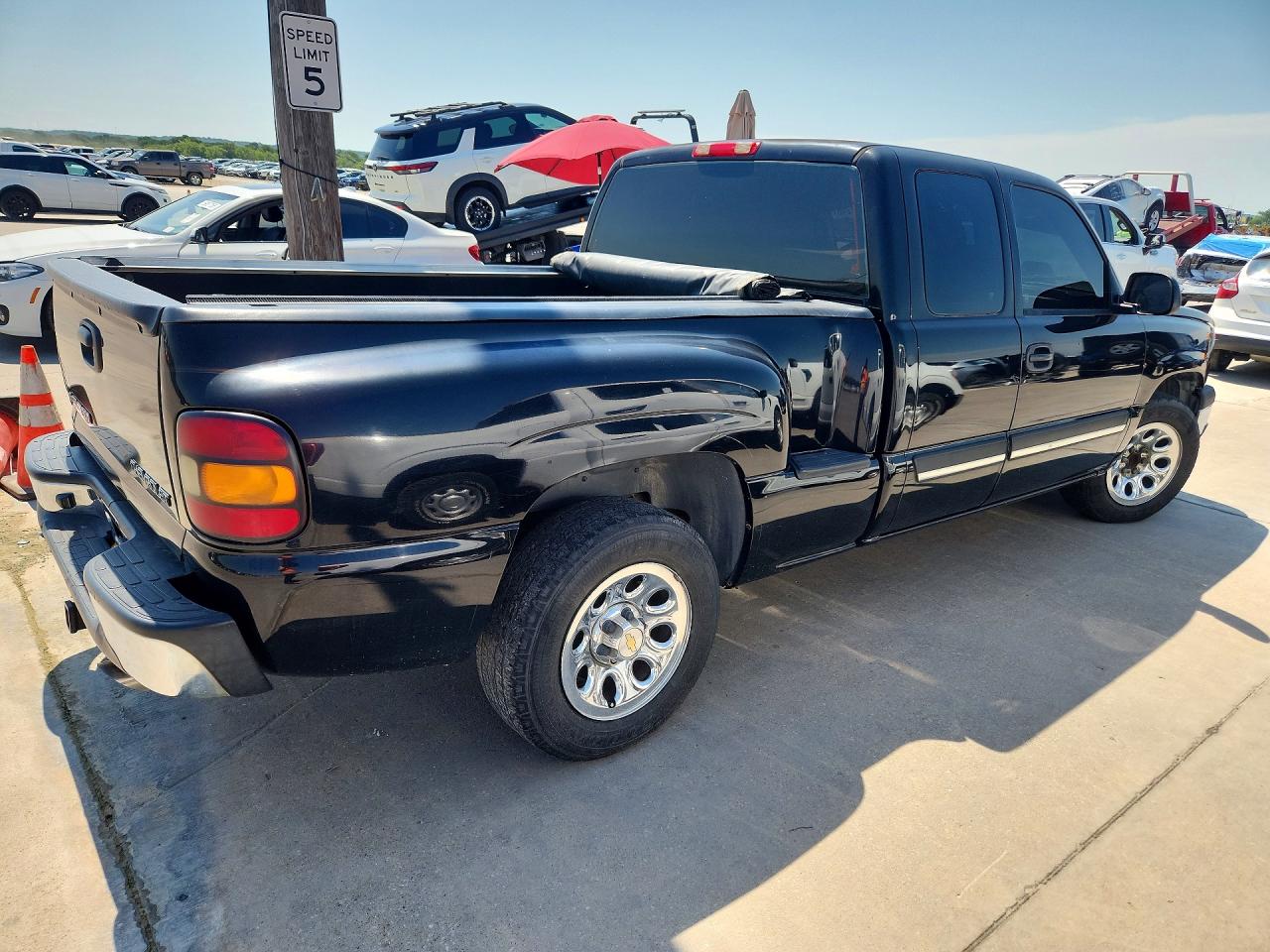 2005 Chevrolet Silverado C1500 Black vin: 1GCEC19T45Z157677