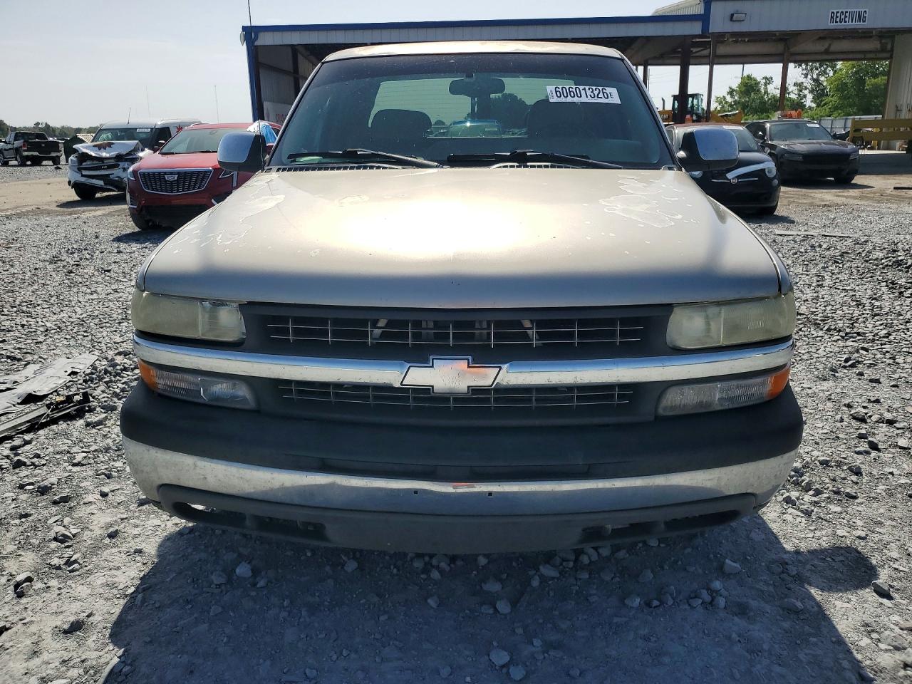 2000 Chevrolet Silverado C1500 Gold vin: 1GCEC19T4YZ260179