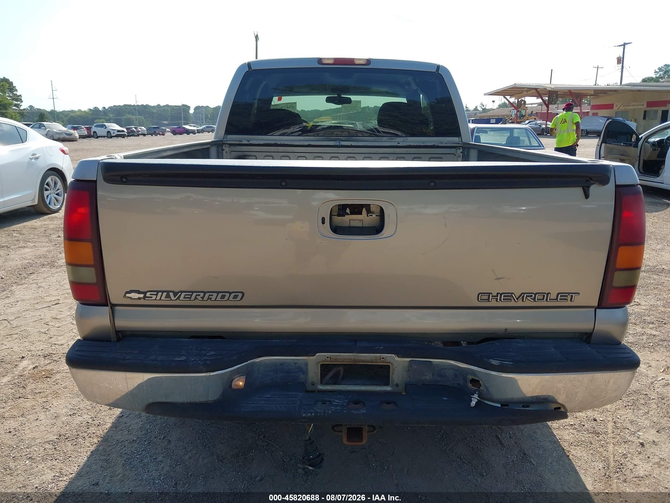 2000 Chevrolet Silverado 1500 Ls Tan vin: 1GCEC19T5YZ142237