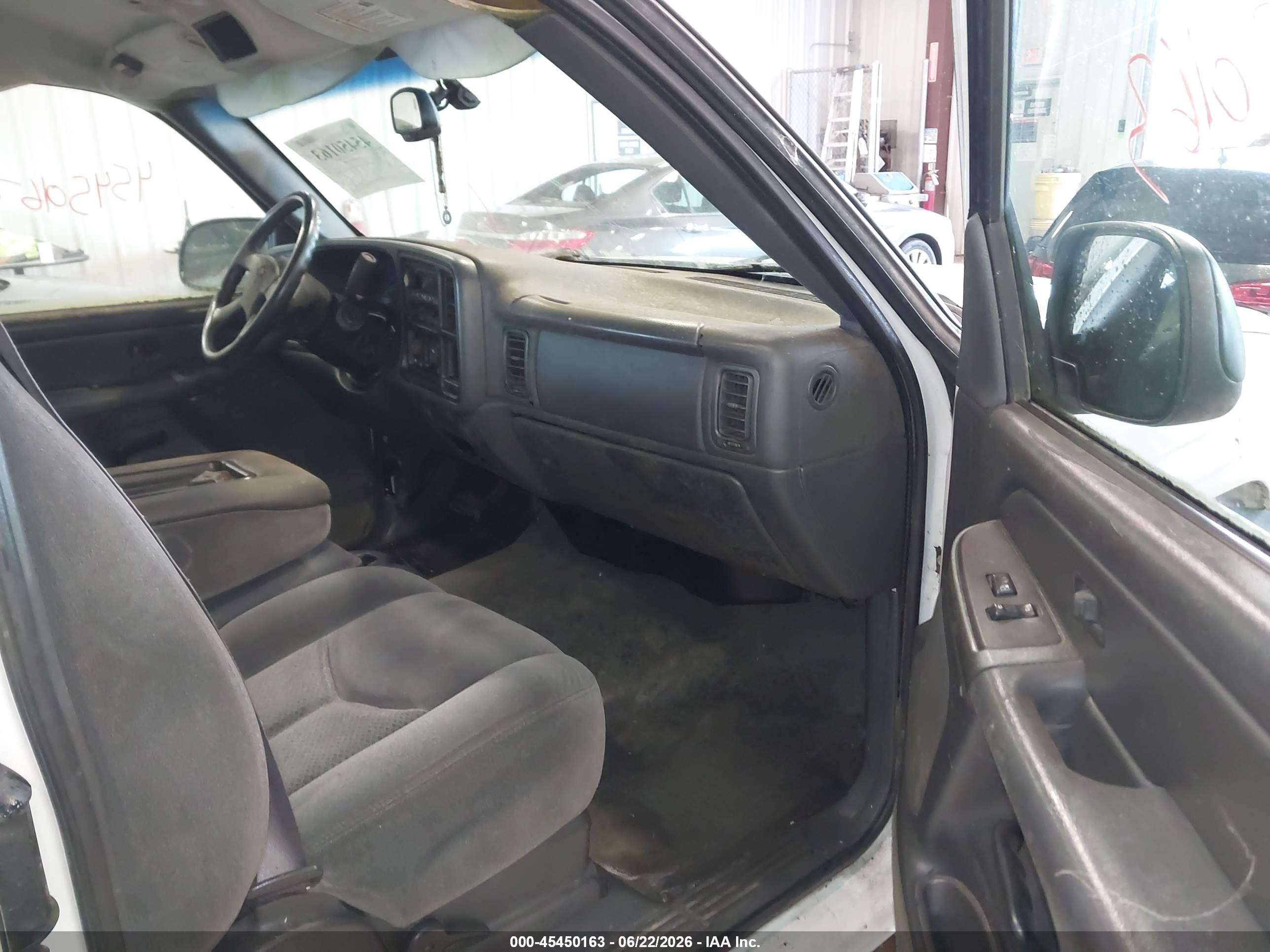 2005 Chevrolet Silverado 1500 Ls White vin: 1GCEC19T65Z147636