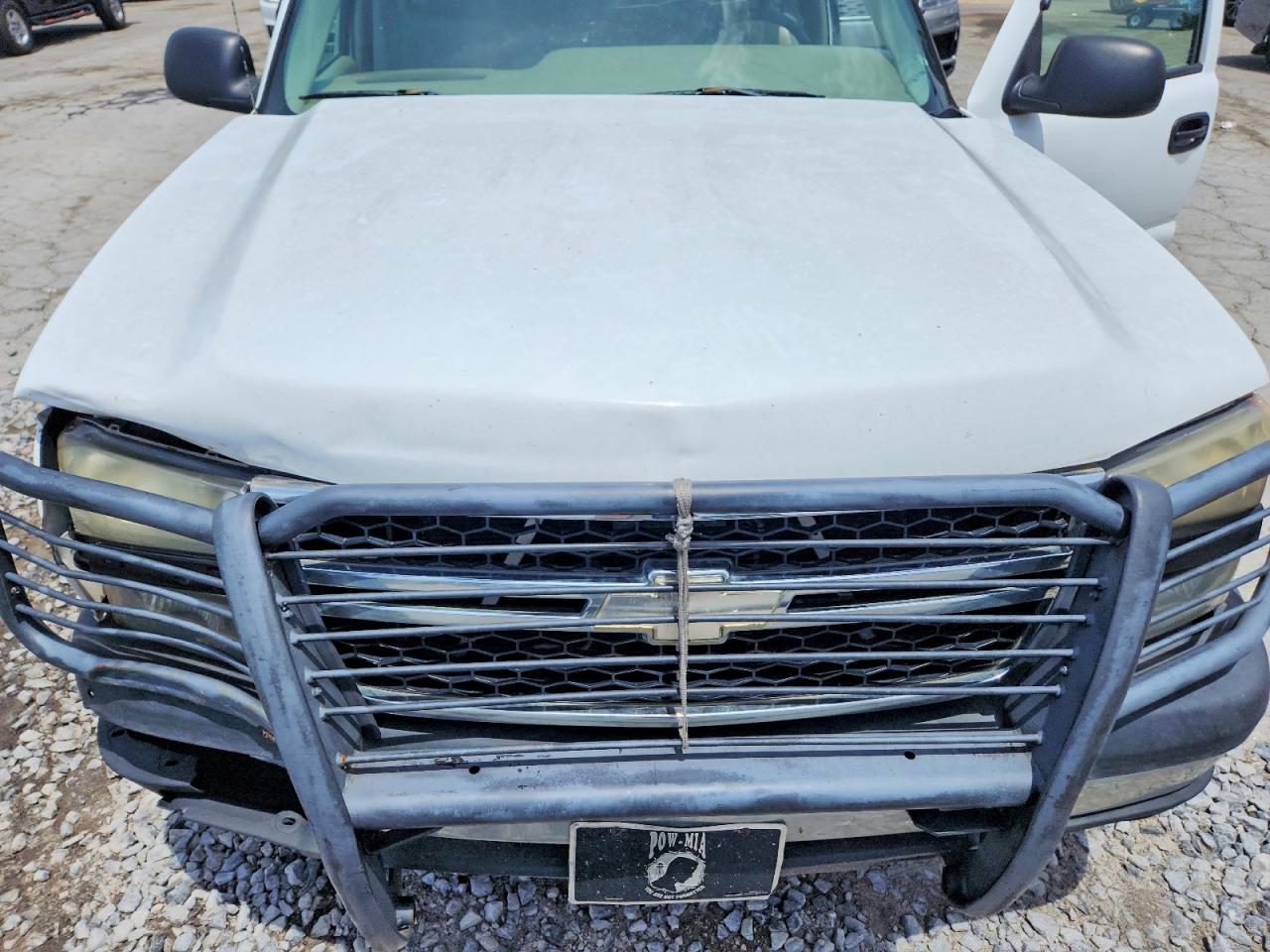 2006 Chevrolet Silverado C1500 White vin: 1GCEC19T66Z251044