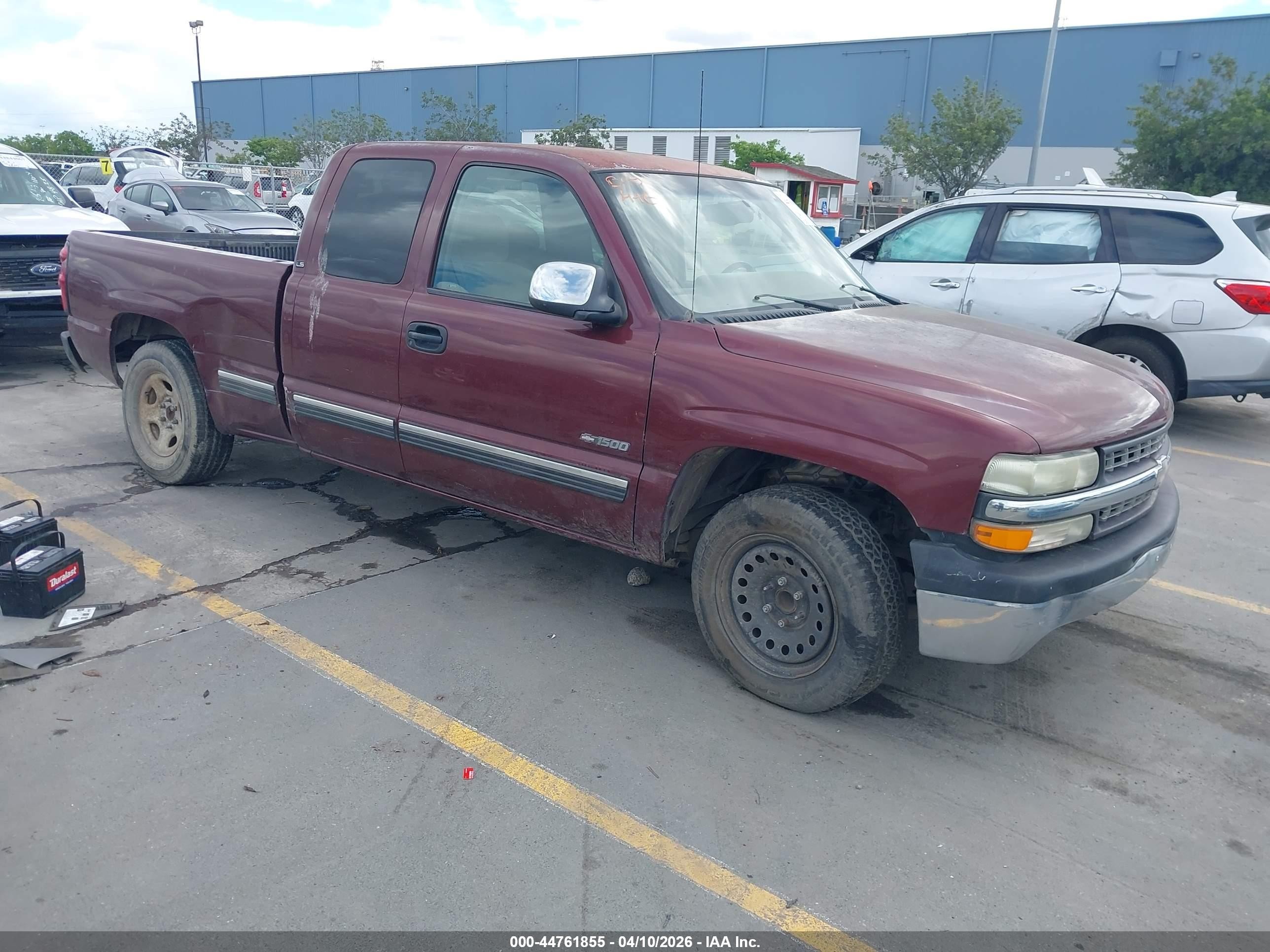 2000 Chevrolet Silverado 1500 Ls Maroon vin: 1GCEC19T6YZ283947