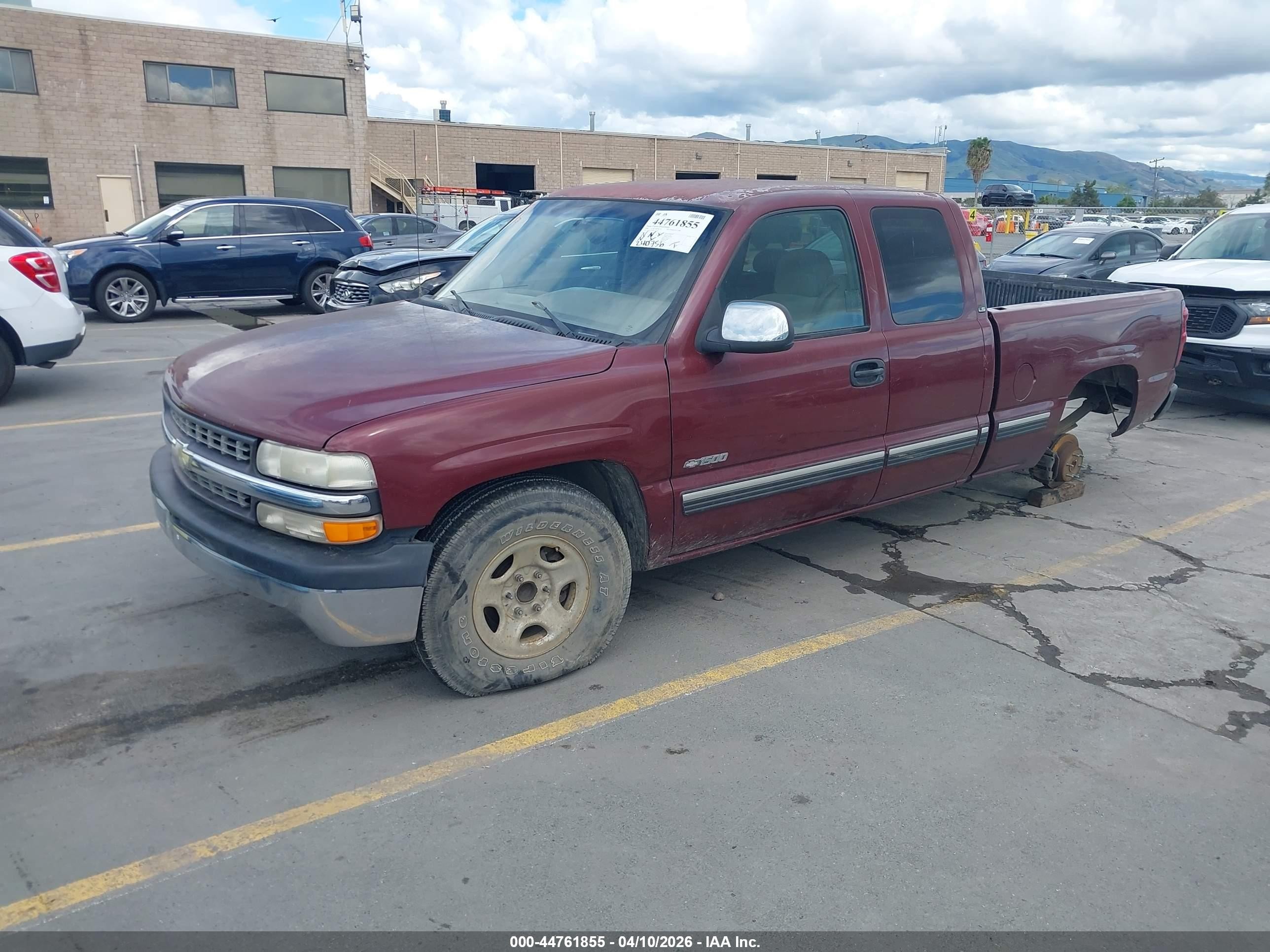 2000 Chevrolet Silverado 1500 Ls Maroon vin: 1GCEC19T6YZ283947