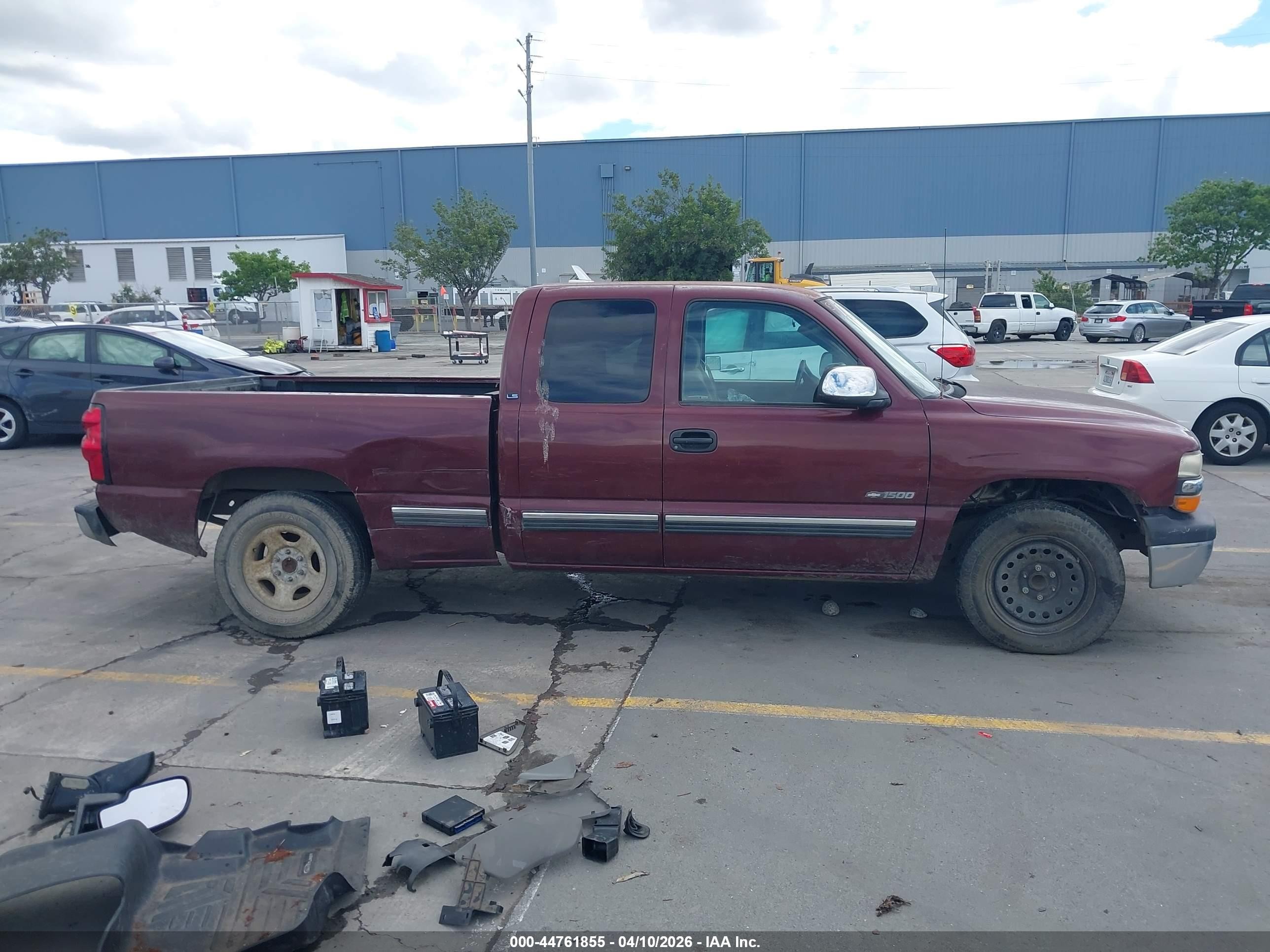 2000 Chevrolet Silverado 1500 Ls Maroon vin: 1GCEC19T6YZ283947