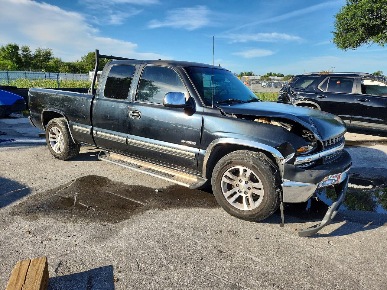 2001 Chevrolet Silverado C1500 Black vin: 1GCEC19T71Z186987