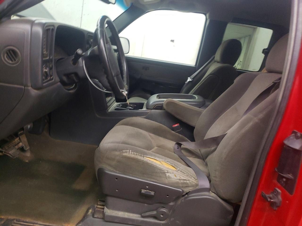 2003 Chevrolet Silverado C1500 Red vin: 1GCEC19T73Z158979