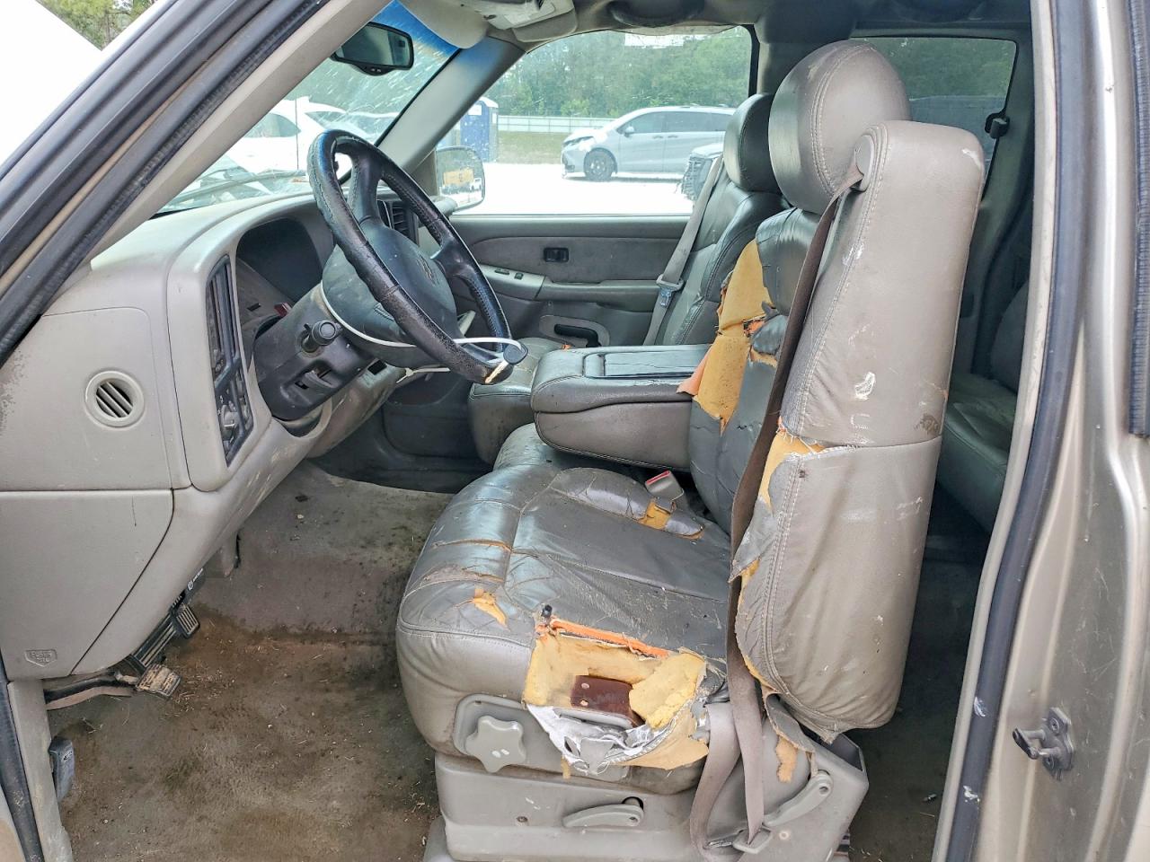 1999 Chevrolet Silverado C1500 Beige vin: 1GCEC19T7XZ152993