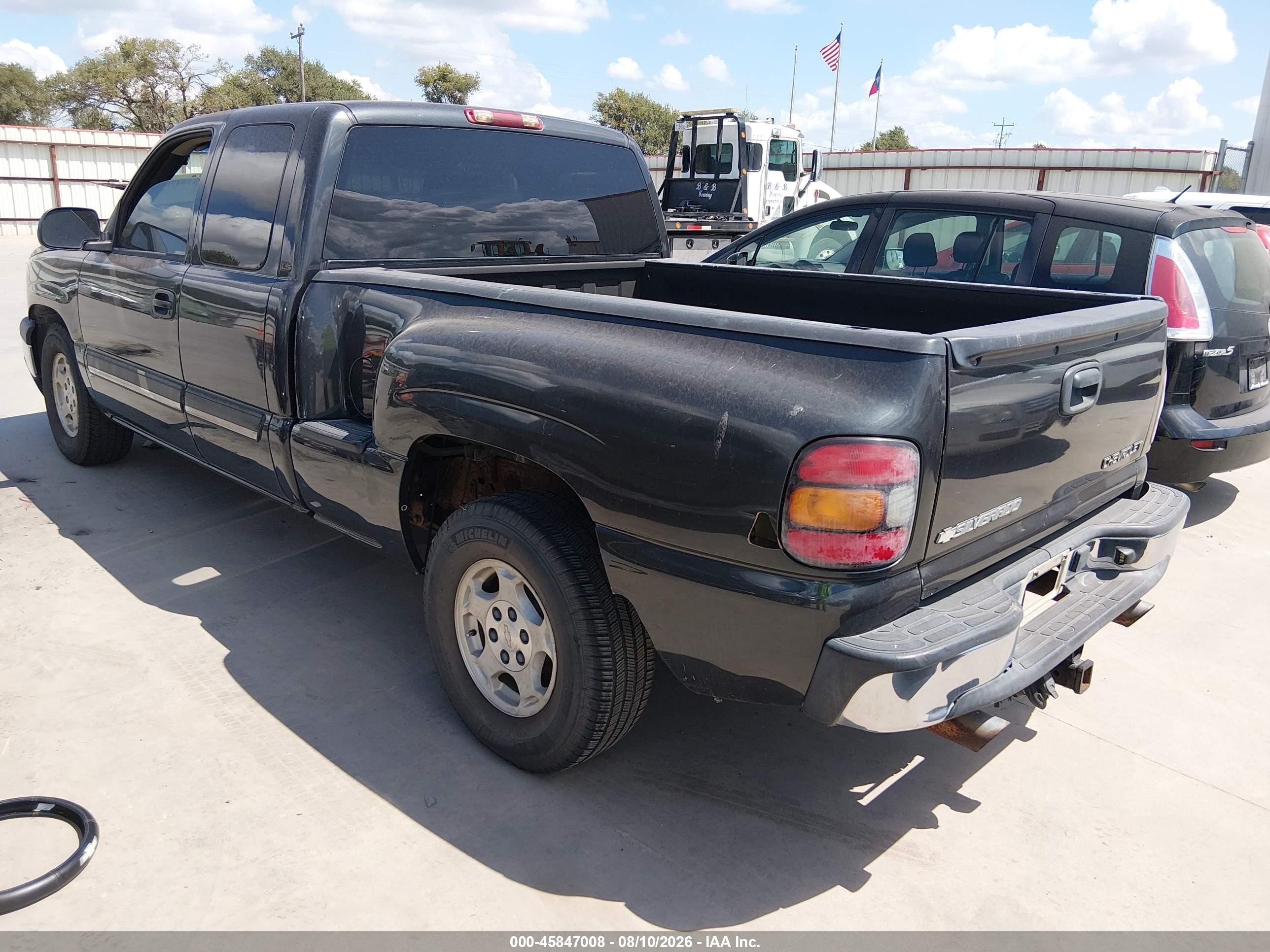 2004 Chevrolet Silverado 1500 Ls Black vin: 1GCEC19T84Z195086