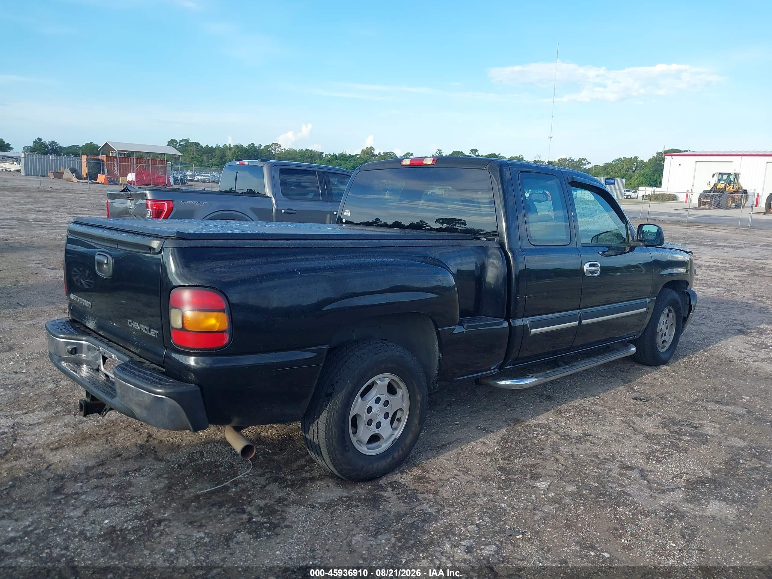 2004 Chevrolet Silverado 1500 Ls Black vin: 1GCEC19T84Z217524