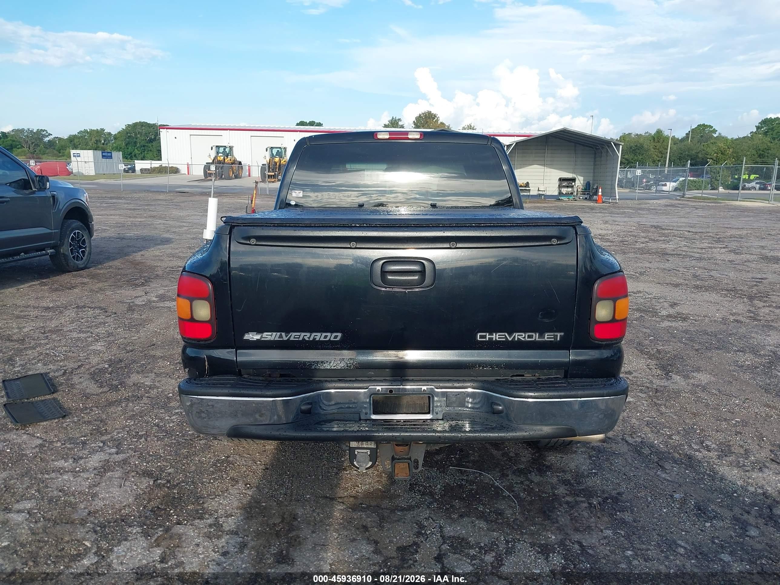 2004 Chevrolet Silverado 1500 Ls Black vin: 1GCEC19T84Z217524