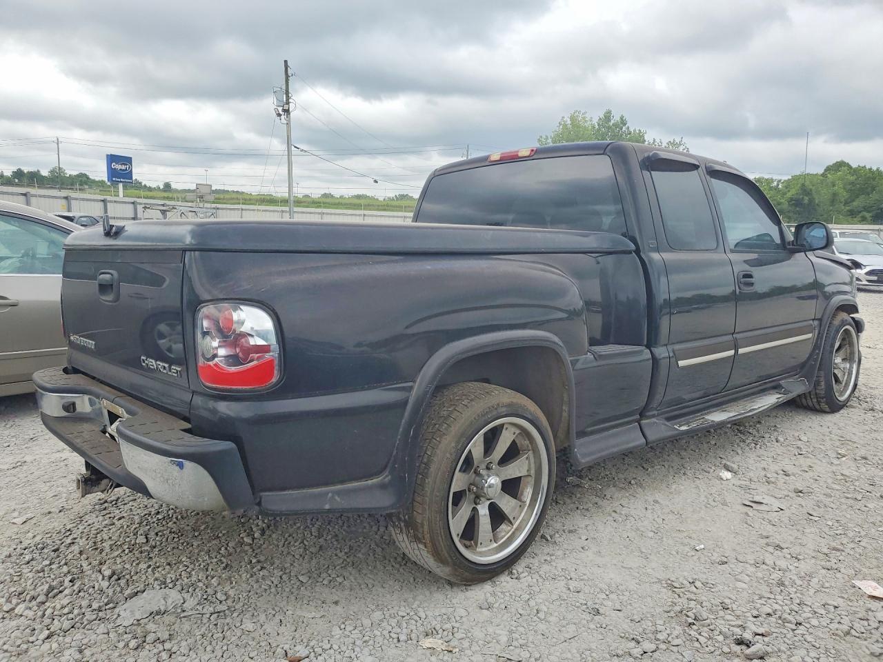 2004 Chevrolet Silverado C1500 Black vin: 1GCEC19T84Z300600