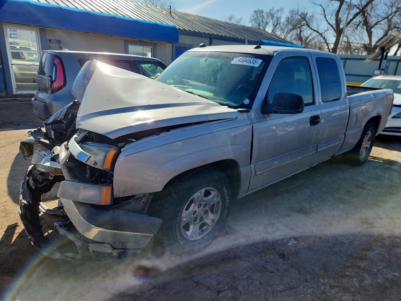 2005 Chevrolet Silverado C1500 Brown vin: 1GCEC19T85Z120339