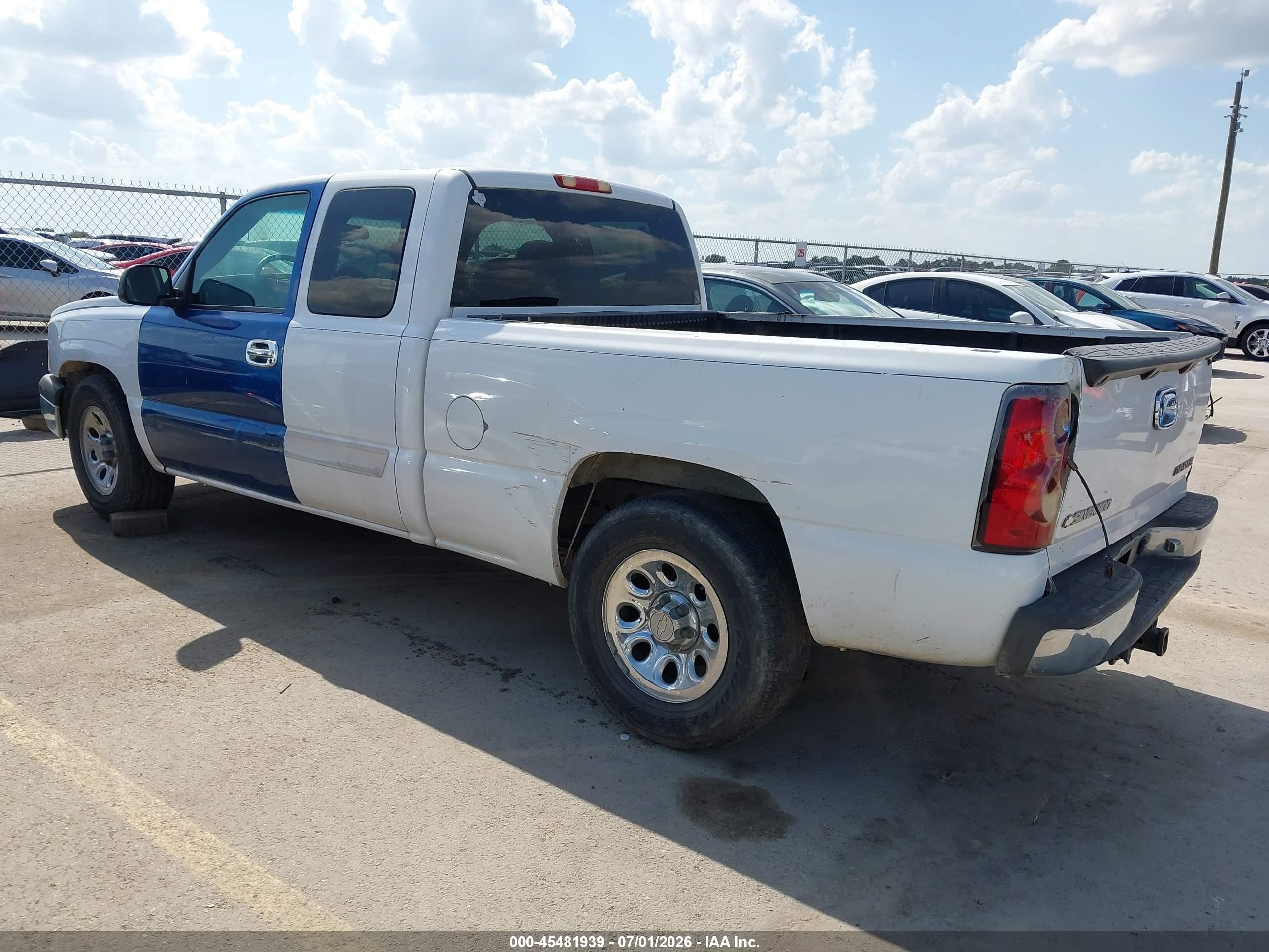 2004 Chevrolet Silverado 1500 Ls White vin: 1GCEC19TX4Z173669