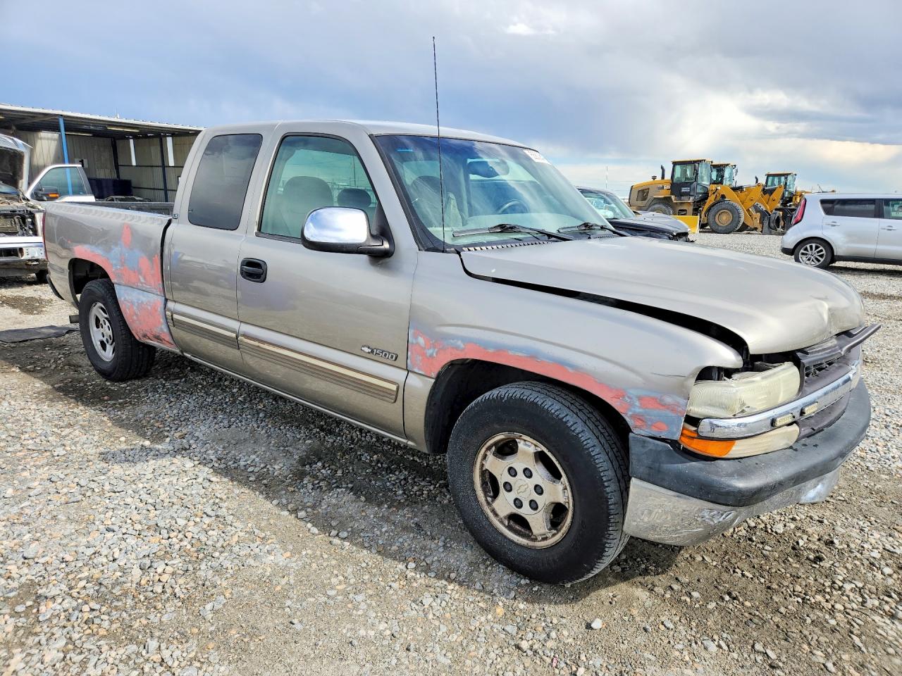 2000 Chev Silverado 1500 Regul Silver vin: 1GCEC19TXYZ127541