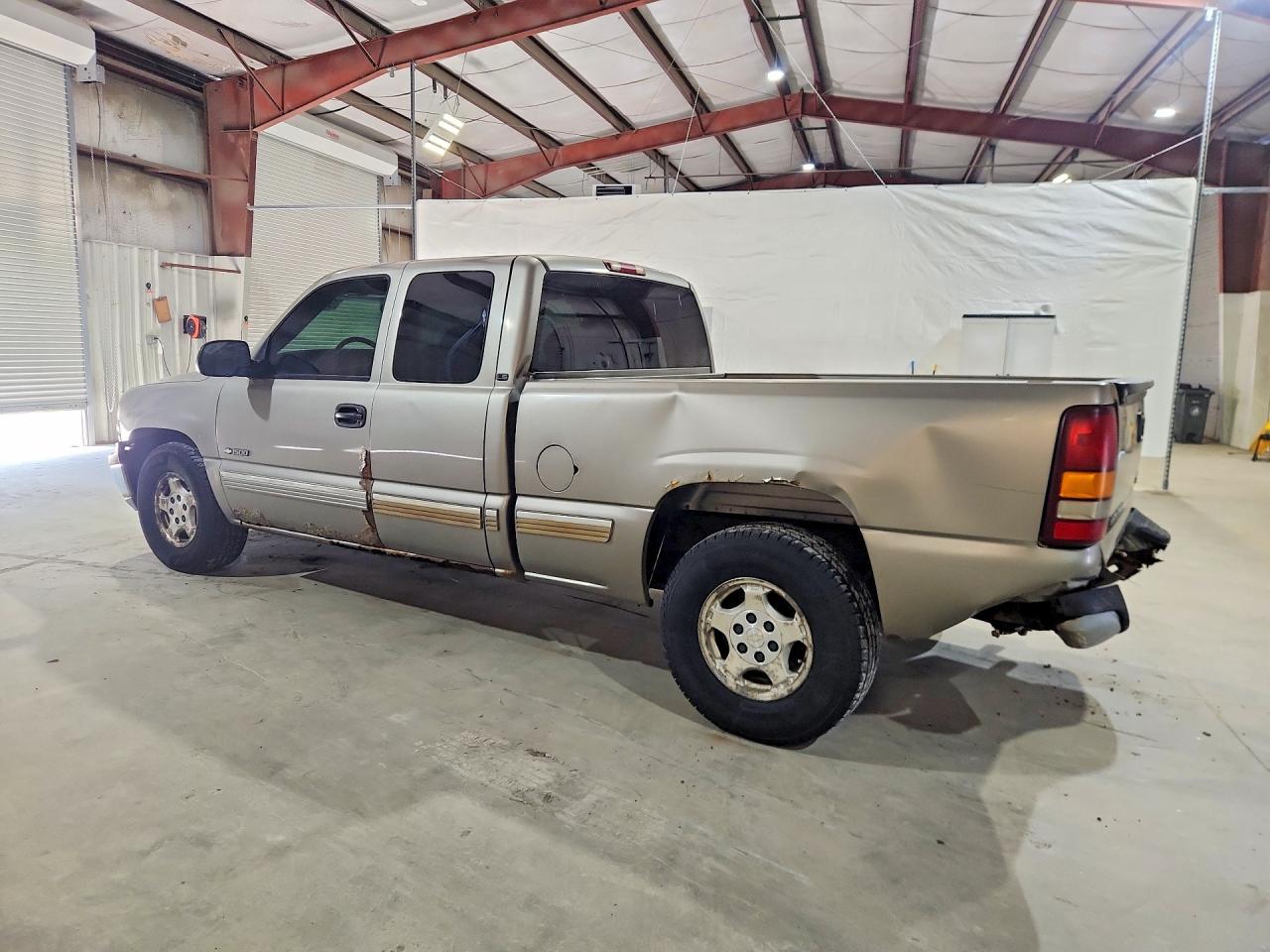 2001 Chevrolet Silverado C1500 Желто-коричневый vin: 1GCEC19V01Z330428