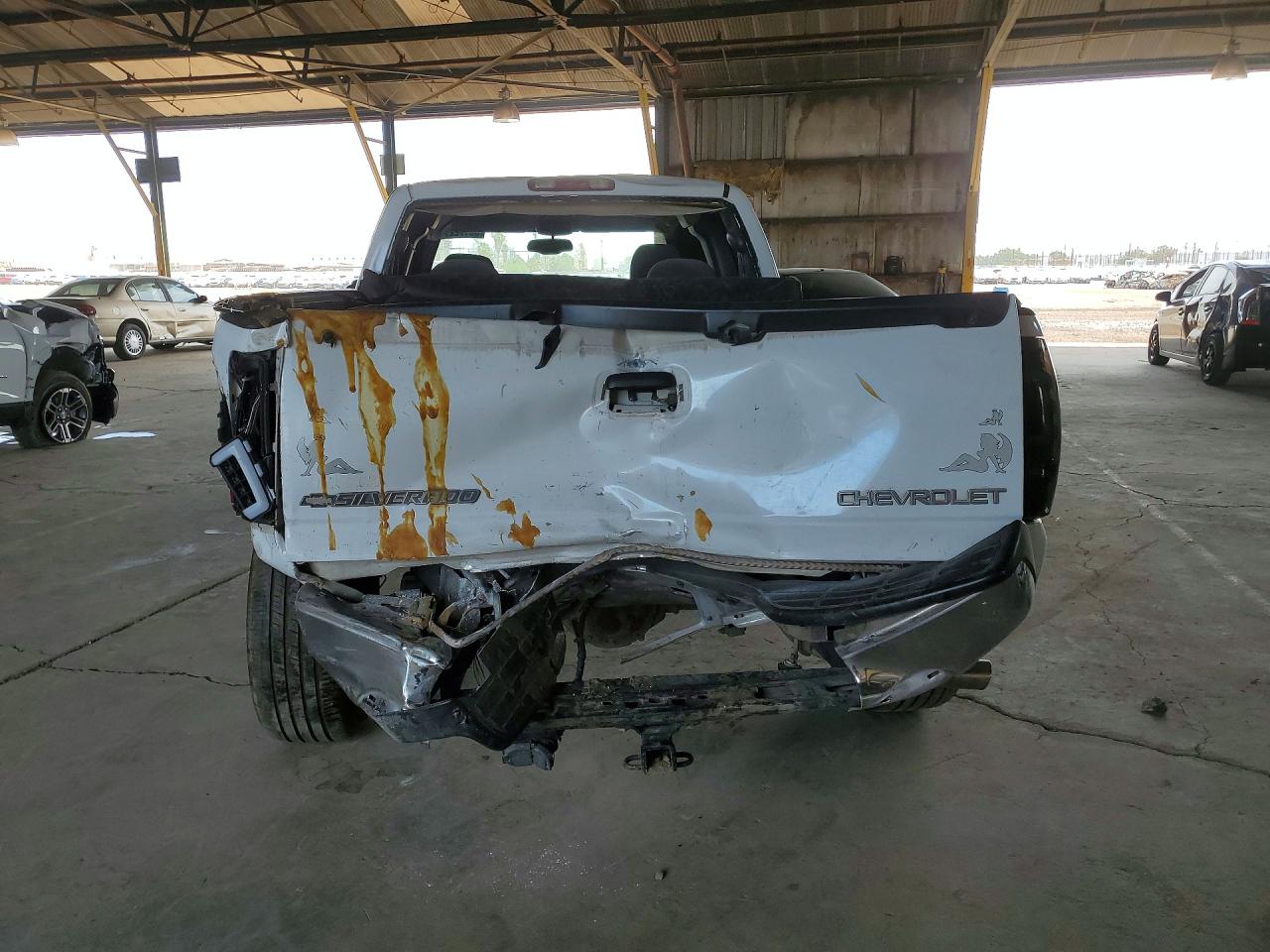 2005 Chevrolet Silverado C1500 Белый vin: 1GCEC19V05Z149903