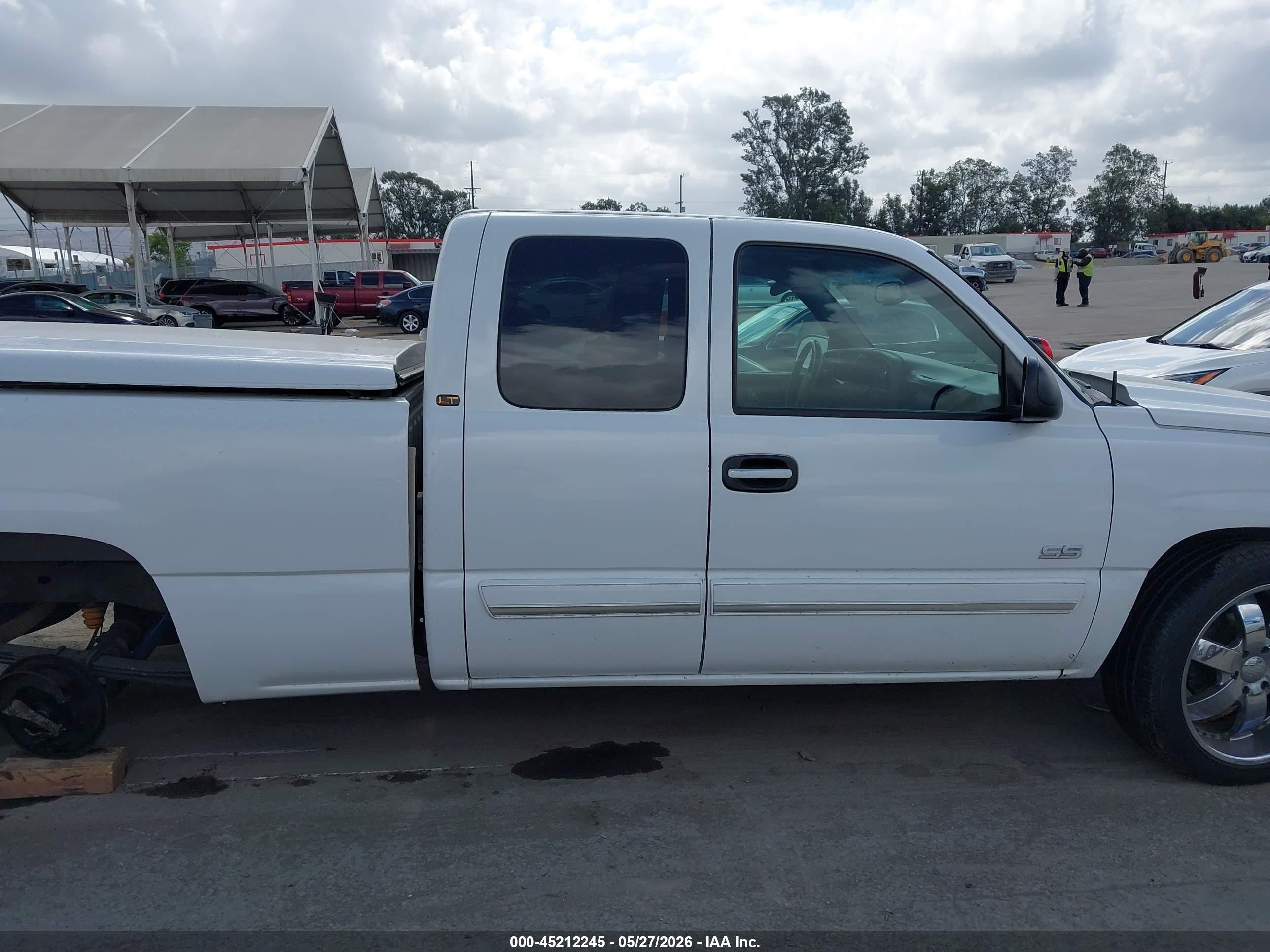 2006 Chevrolet Silverado 1500 Lt1 White vin: 1GCEC19V06Z237769