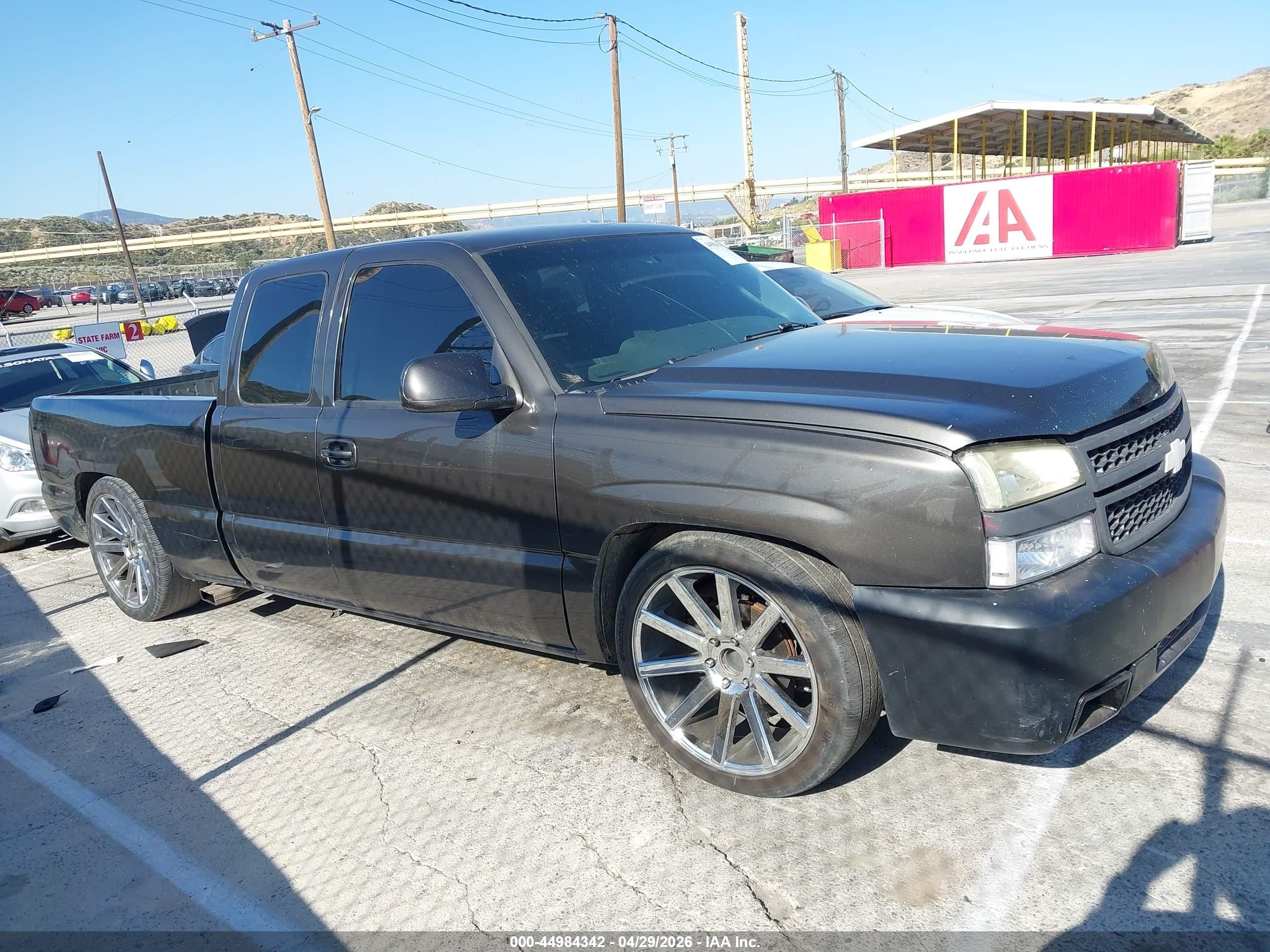 2004 Chevrolet Silverado 1500 Ls Brown vin: 1GCEC19V14Z293216