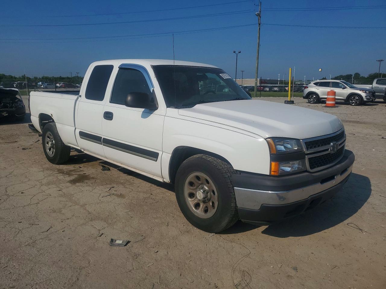 2006 Chevrolet Silverado C1500 Белый vin: 1GCEC19V26Z169717