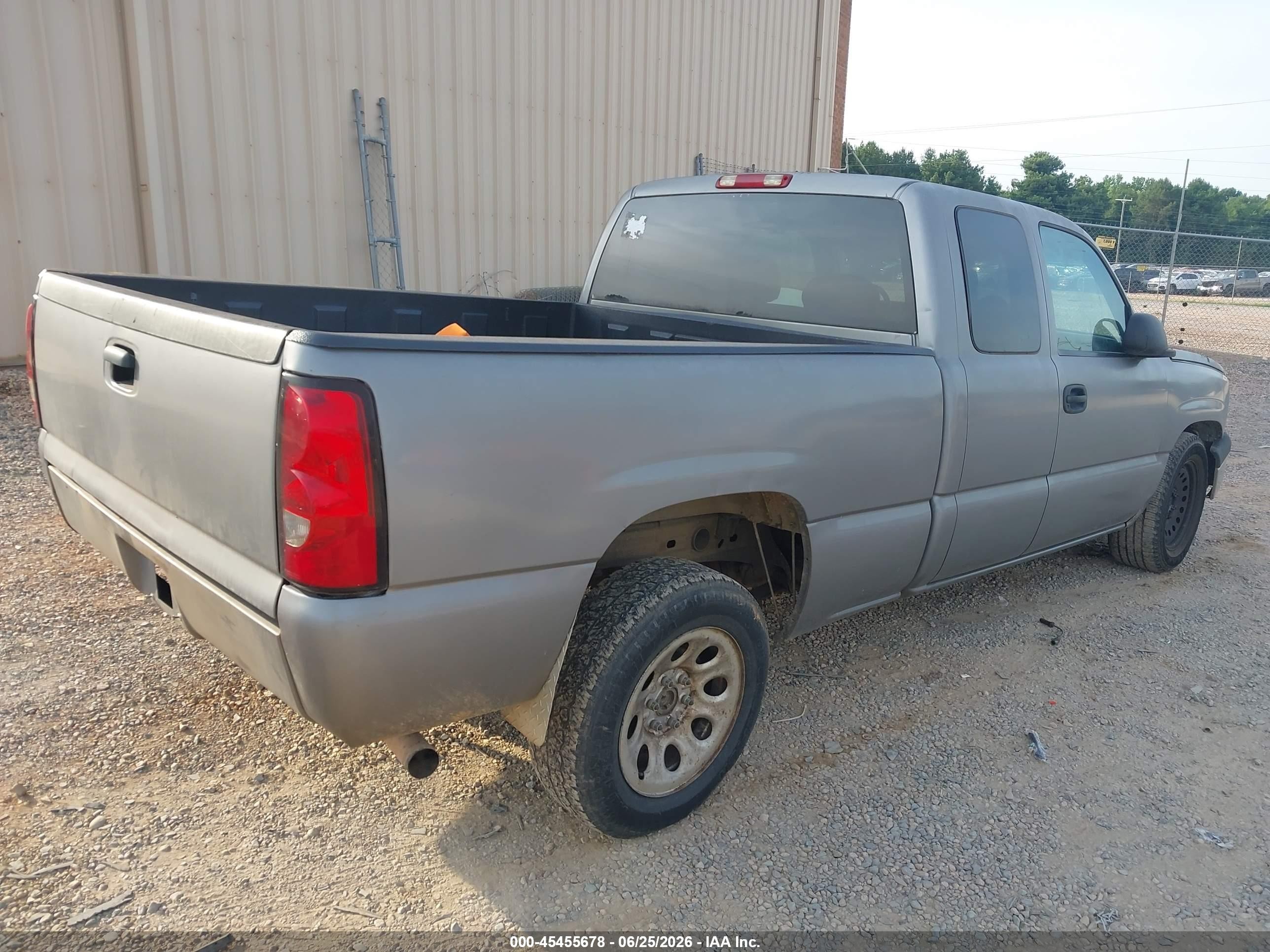 2007 Chevrolet Silverado 1500 Classic Work Truck Серый vin: 1GCEC19V27Z190813