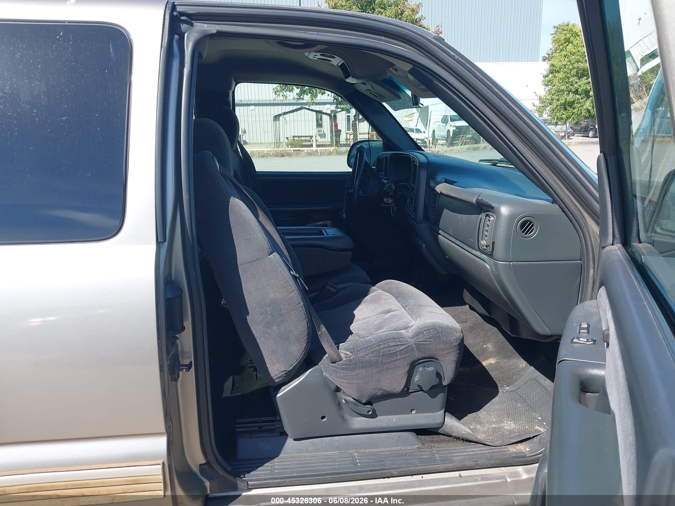 2000 Chevrolet Silverado 1500 Ls Золотой vin: 1GCEC19V2YZ370973