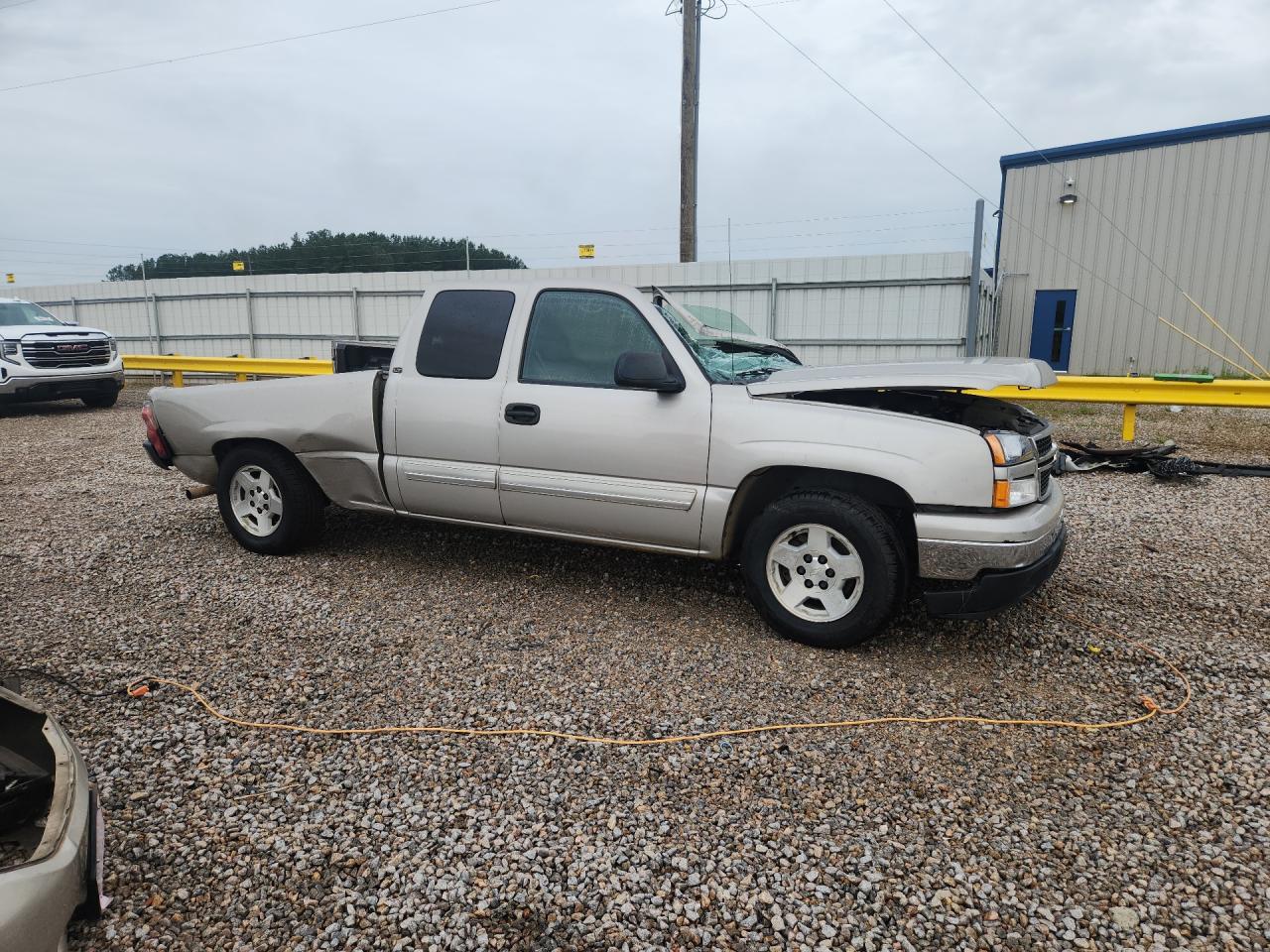 2007 Chevrolet Silverado C1500 Classic Tan vin: 1GCEC19V37Z102156