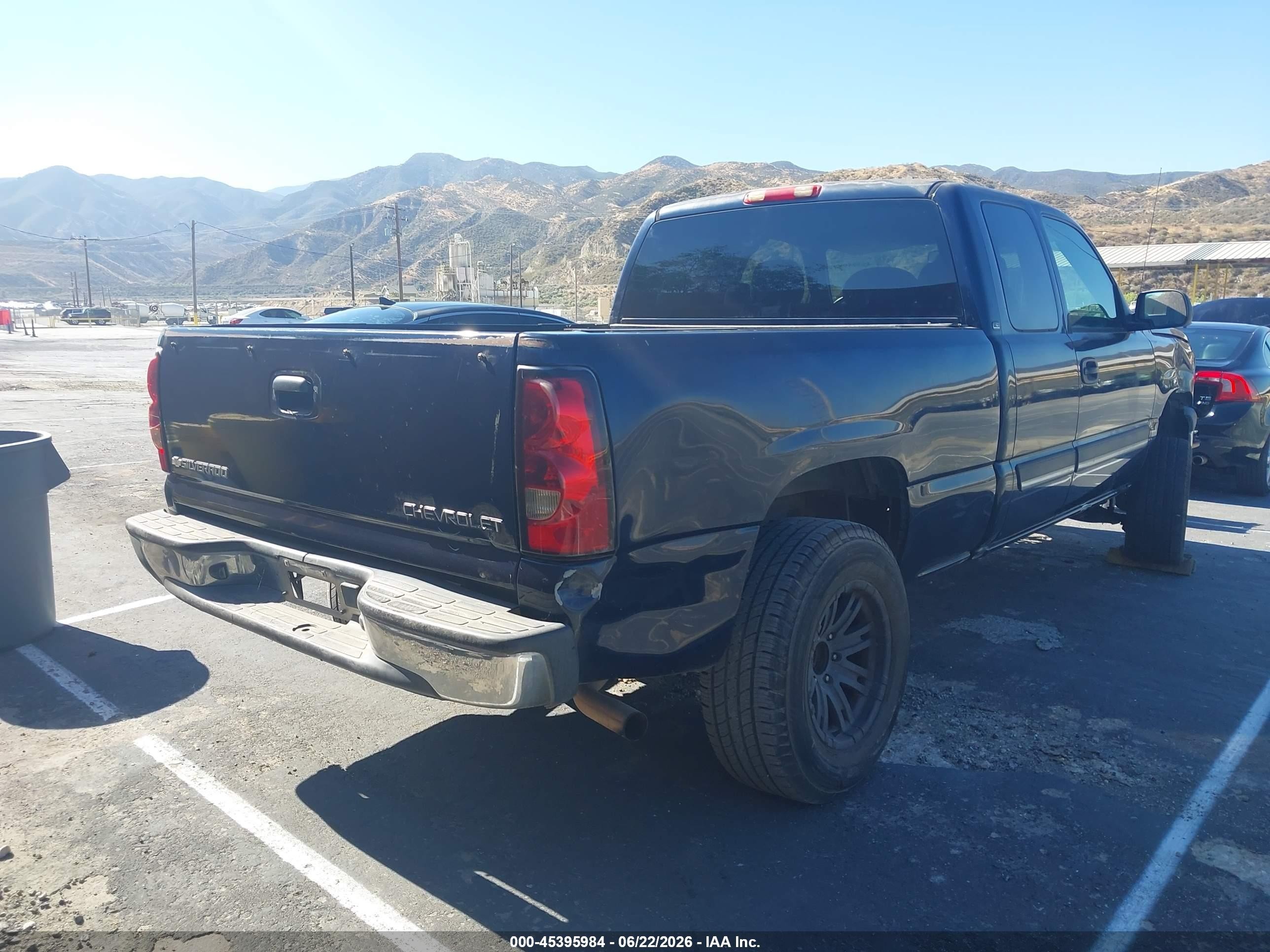 2005 Chevrolet Silverado 1500 Ls Blue vin: 1GCEC19V45Z341373