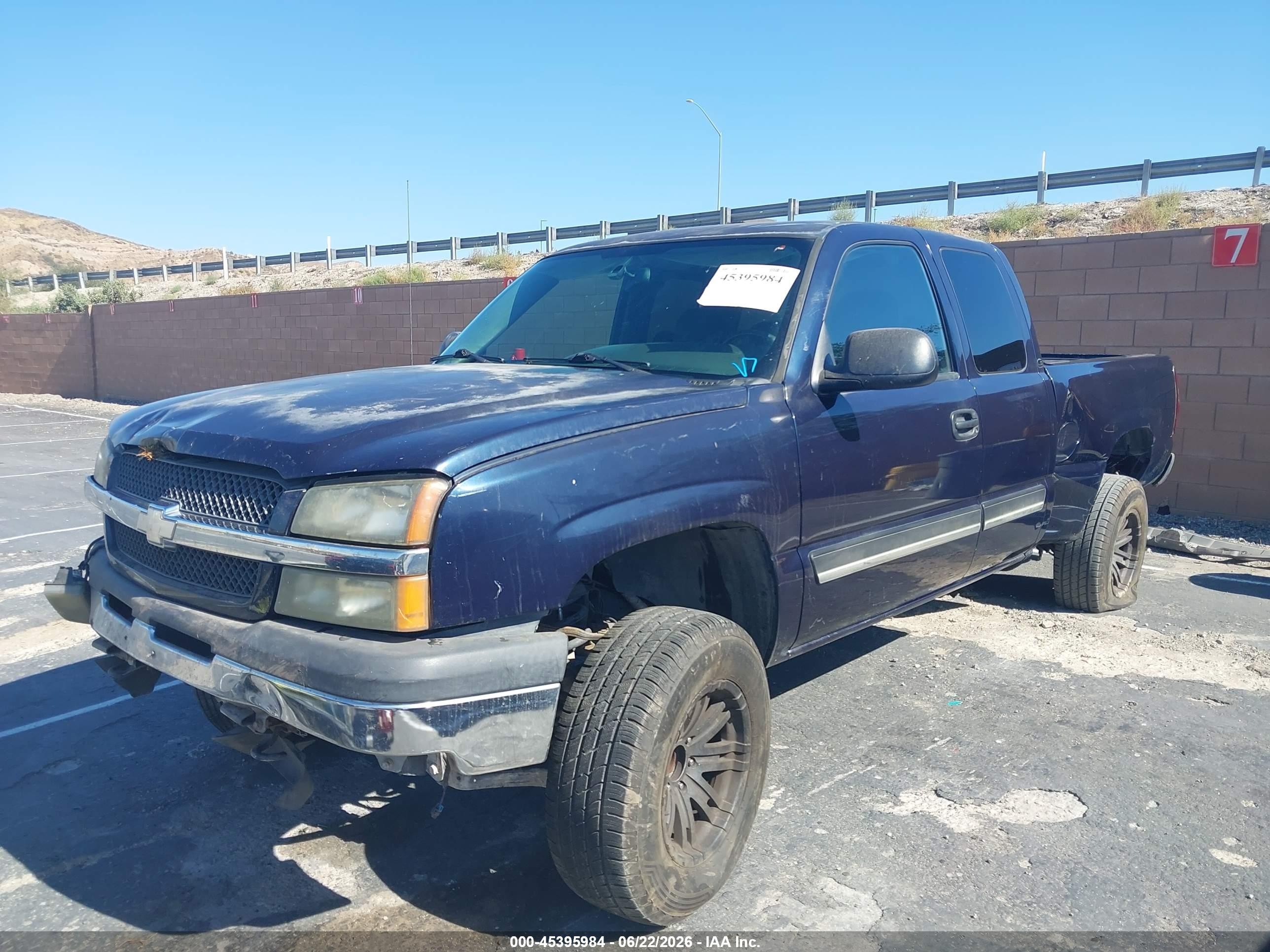 2005 Chevrolet Silverado 1500 Ls Blue vin: 1GCEC19V45Z341373
