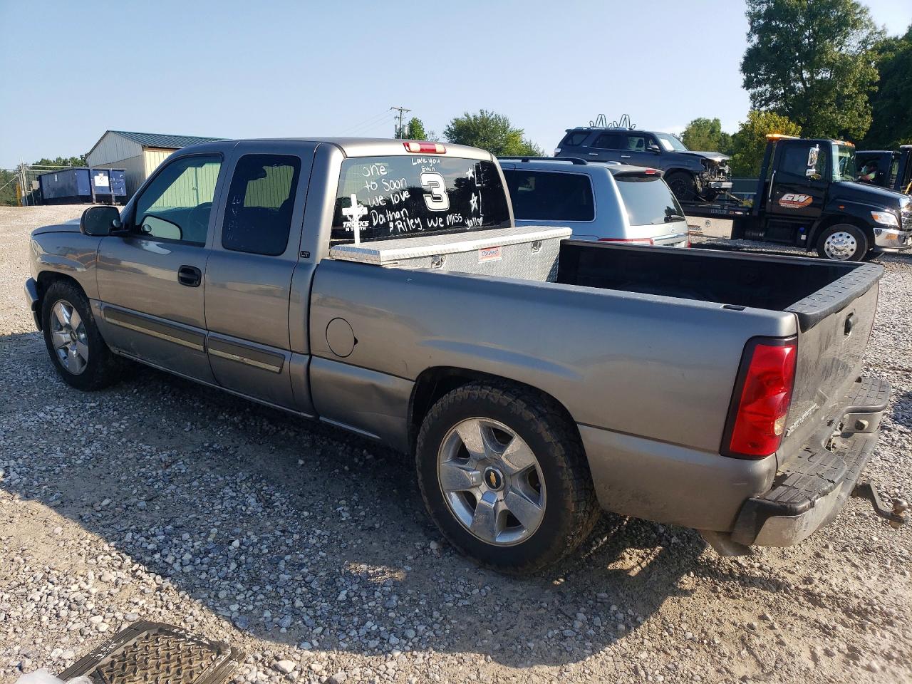 2006 Chevrolet Silverado C1500 Tan vin: 1GCEC19V46Z148397