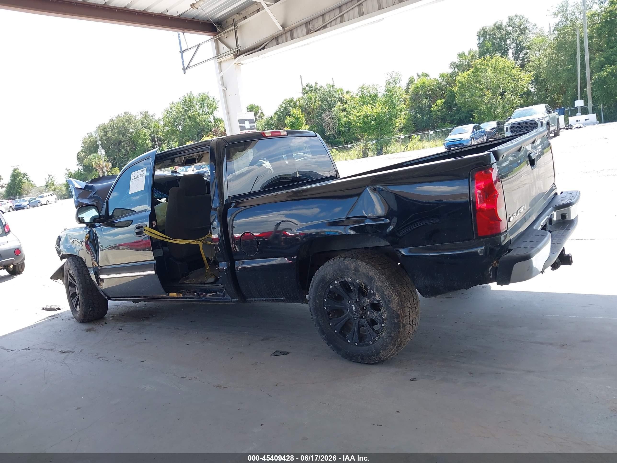 2007 Chevrolet Silverado 1500 Classic Lt1 Black vin: 1GCEC19V47Z197939
