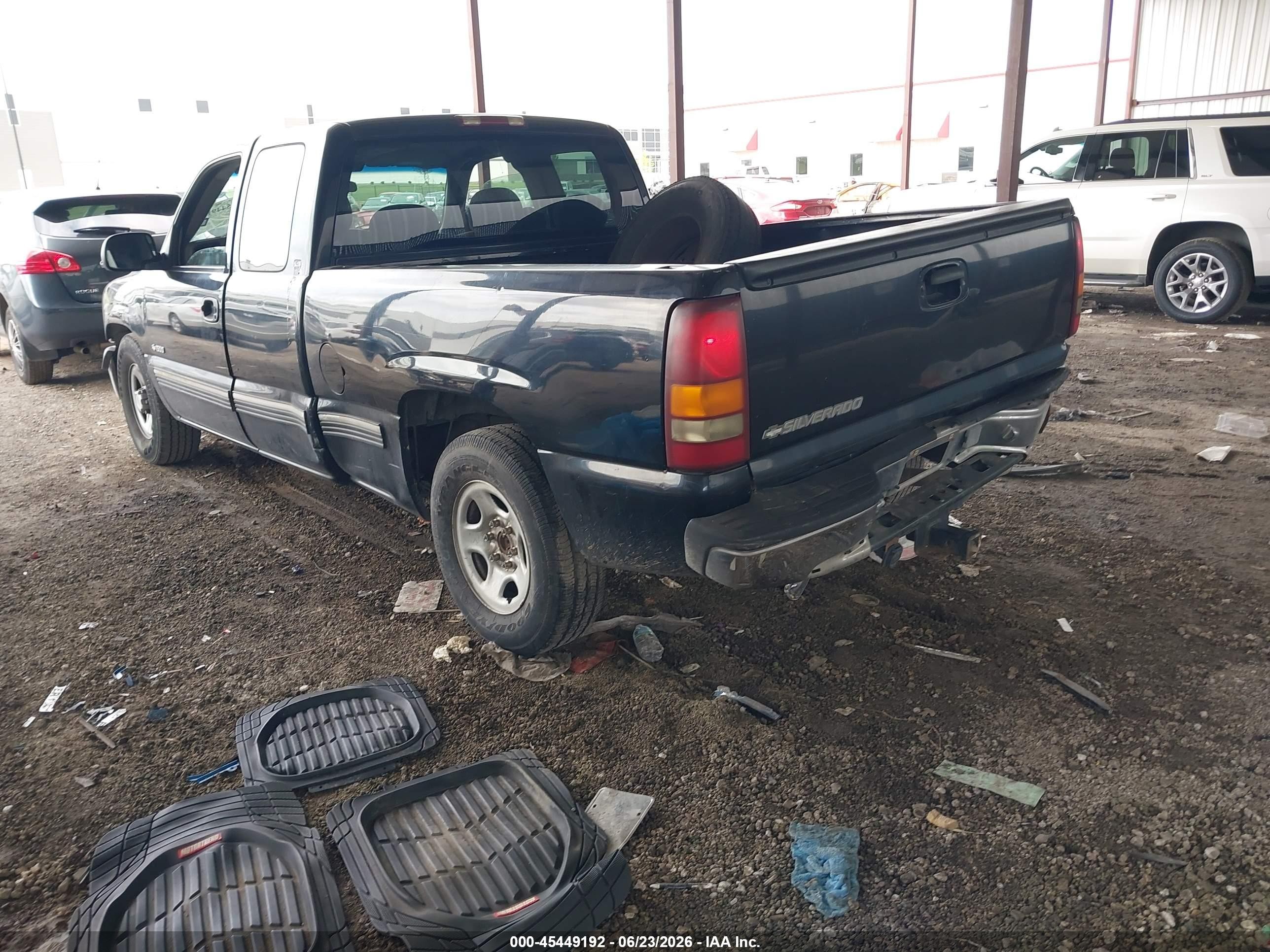 2000 Chevrolet Silverado 1500 Ls Black vin: 1GCEC19V4YZ223196