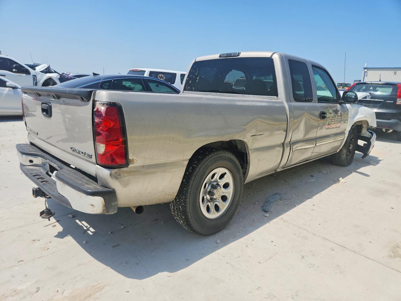 2006 Chevrolet Silverado C1500 Tan vin: 1GCEC19V56Z255247