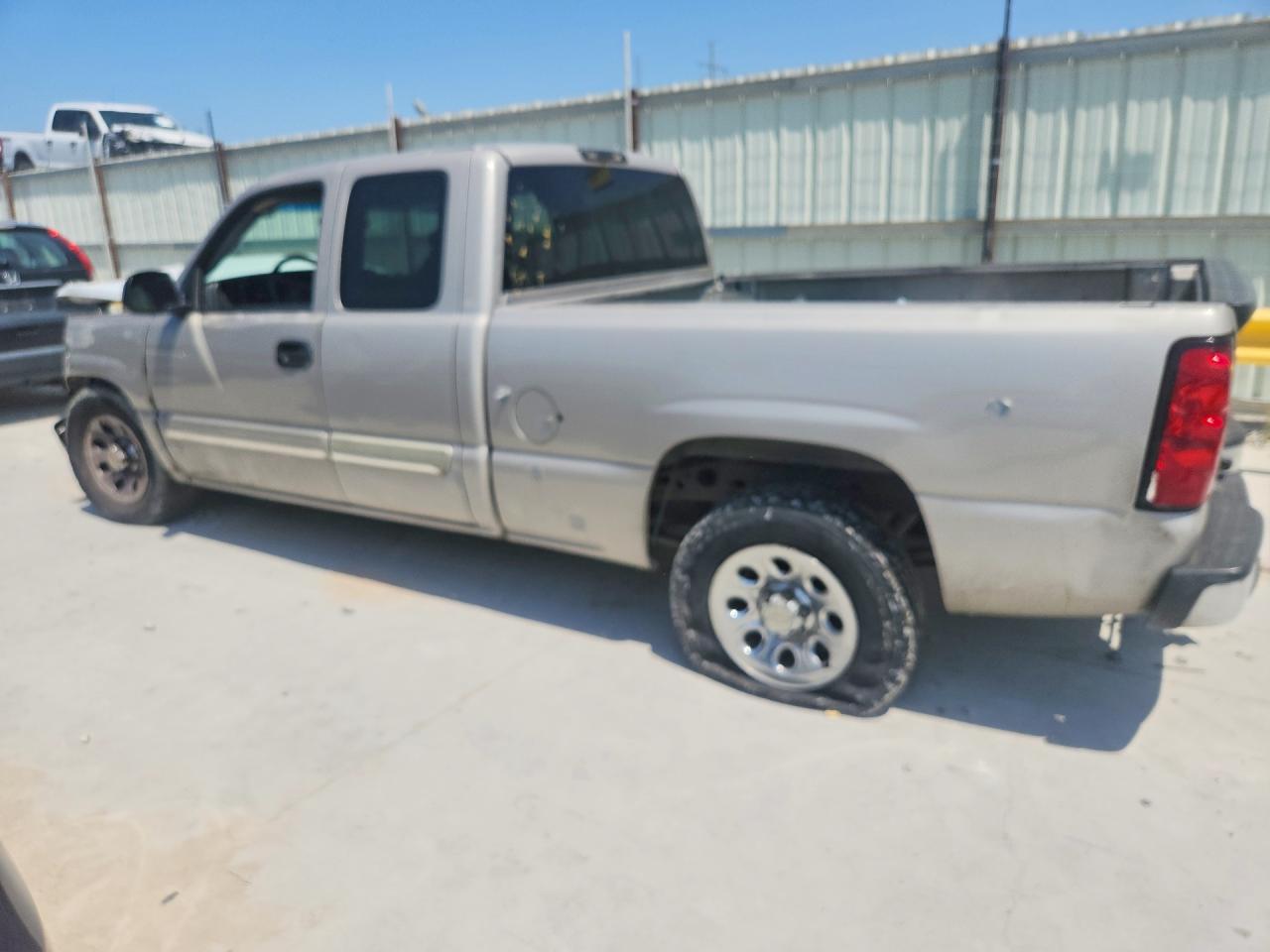 2006 Chevrolet Silverado C1500 Tan vin: 1GCEC19V56Z255247