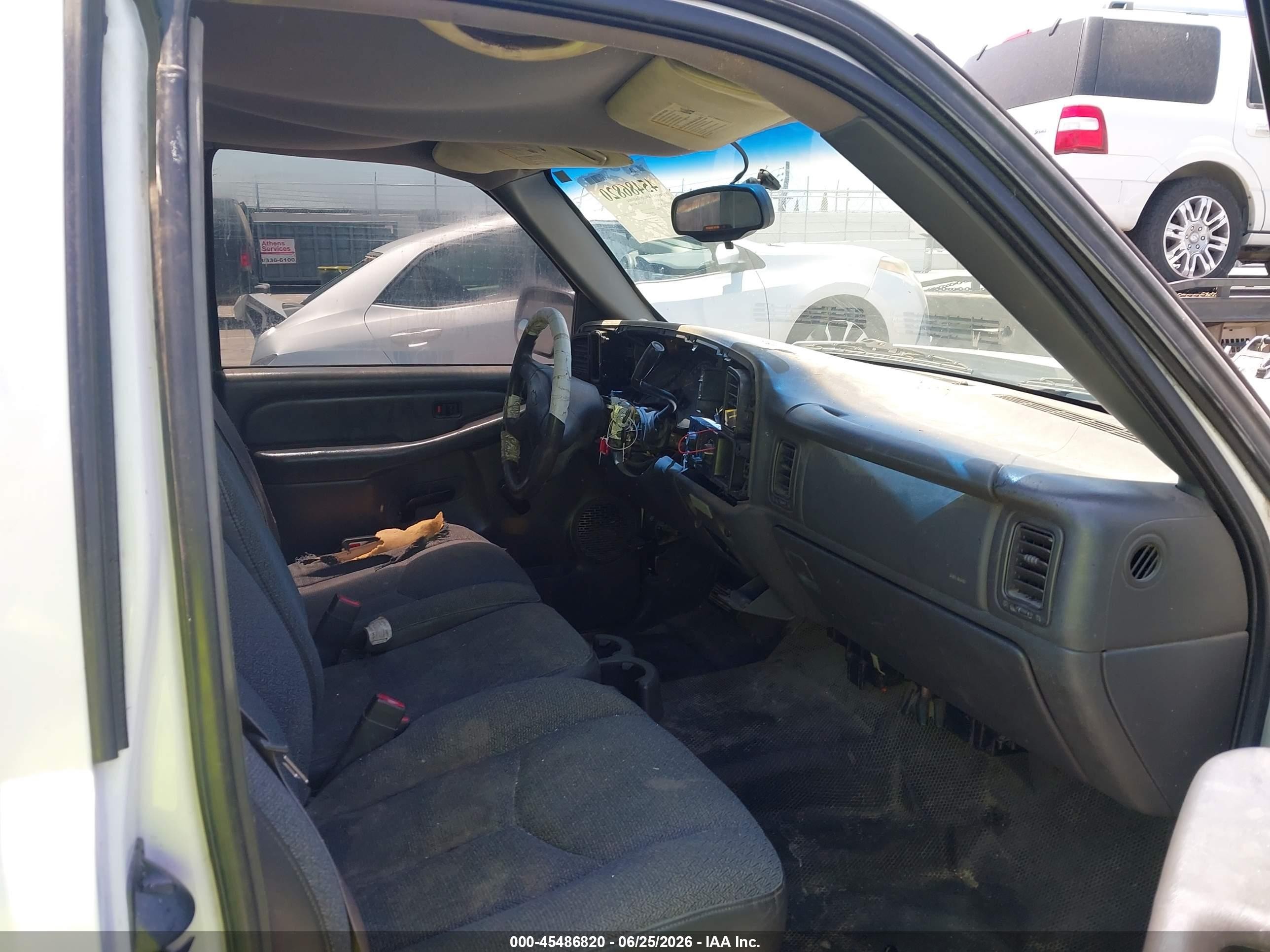 2007 Chevrolet Silverado 1500 Classic Work Truck White vin: 1GCEC19V57Z182138