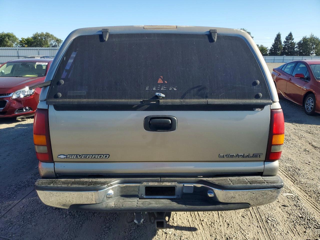 2001 Chevrolet Silverado C1500 Burn vin: 1GCEC19V71Z133689