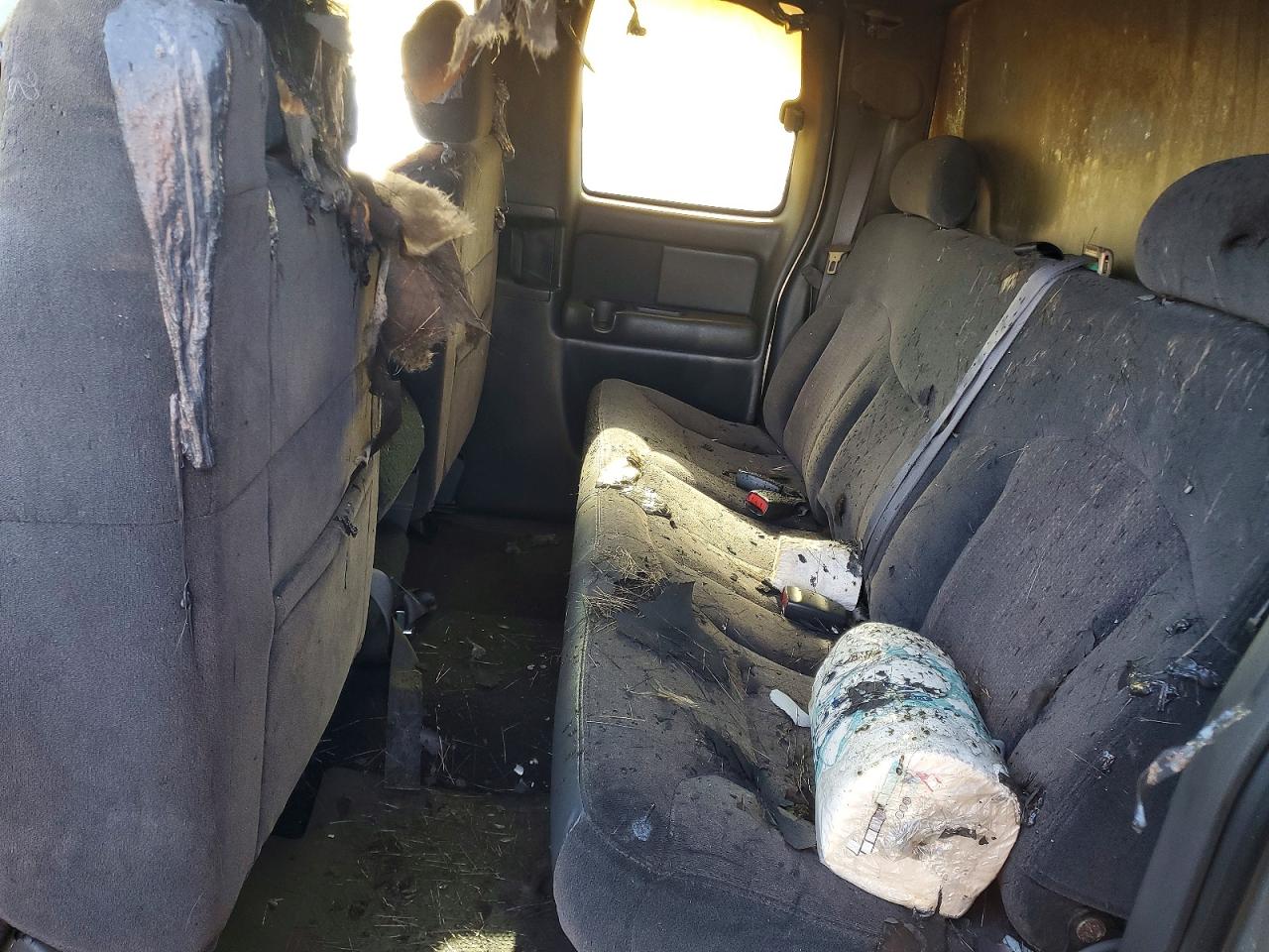 2001 Chevrolet Silverado C1500 Burn vin: 1GCEC19V71Z133689