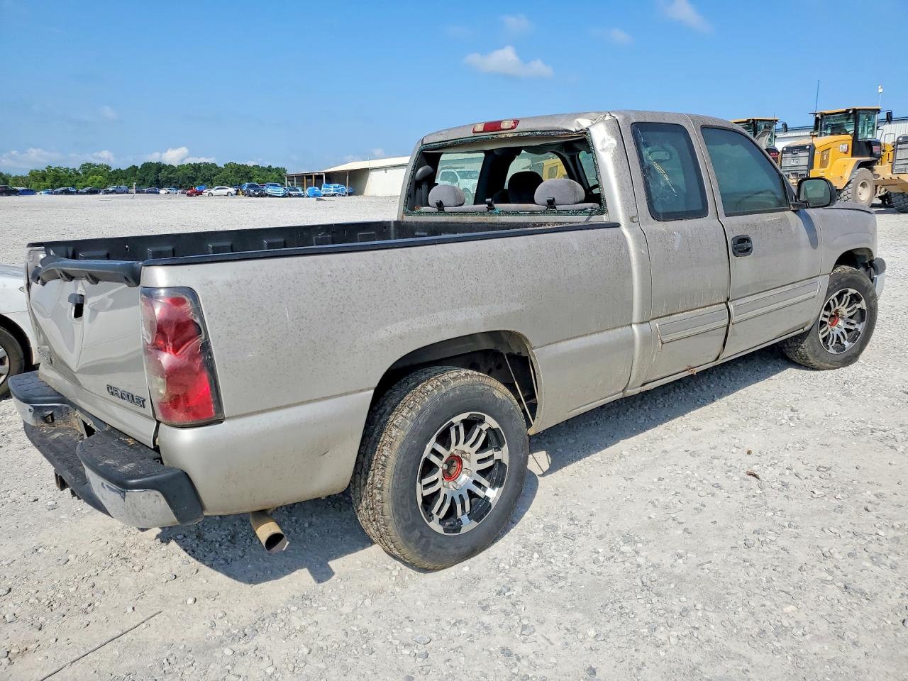 2005 Chevrolet Silverado C1500 Beige vin: 1GCEC19V75Z107177