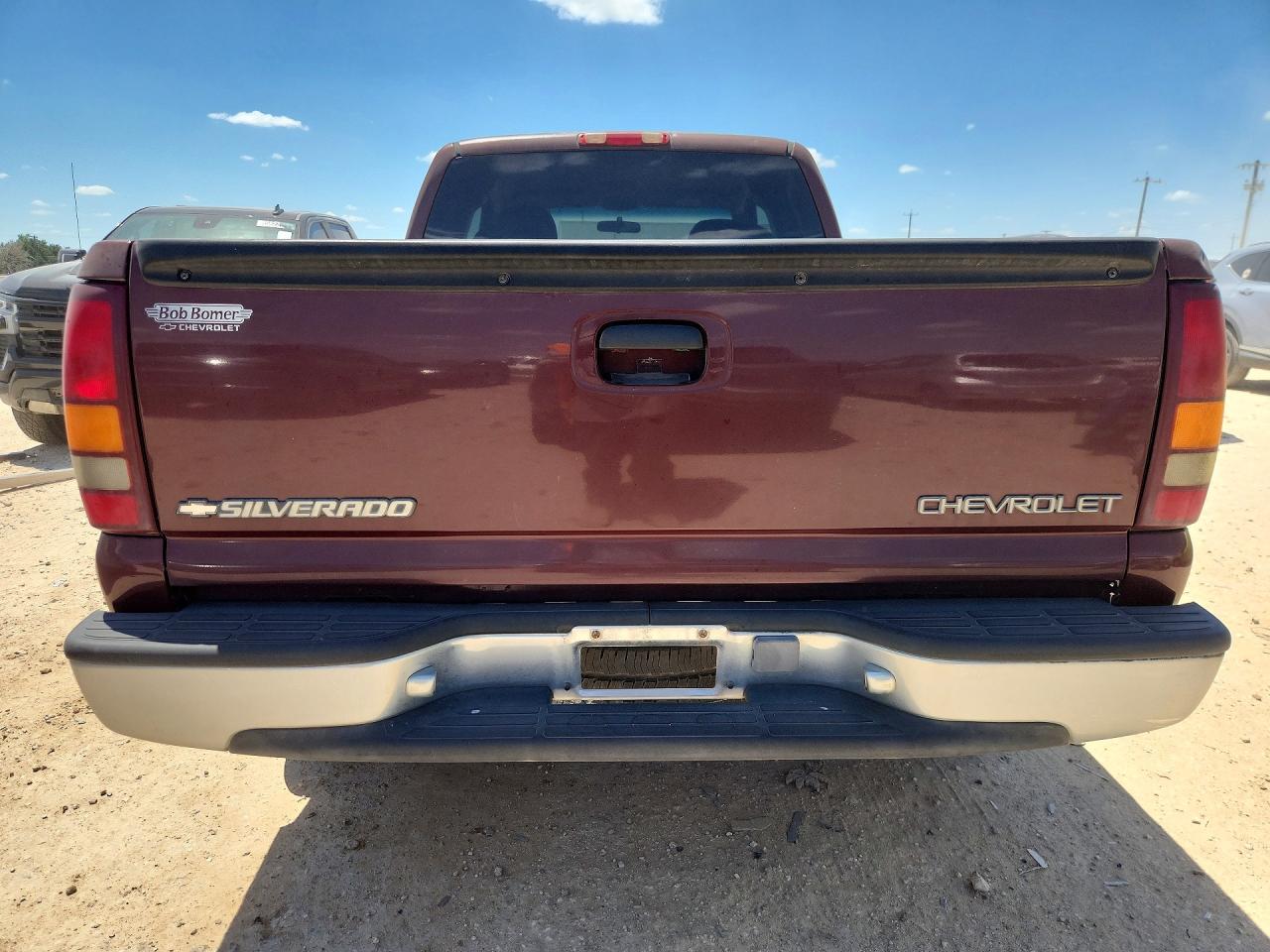 2001 Chevrolet Silverado C1500 Burgundy vin: 1GCEC19V81Z207993
