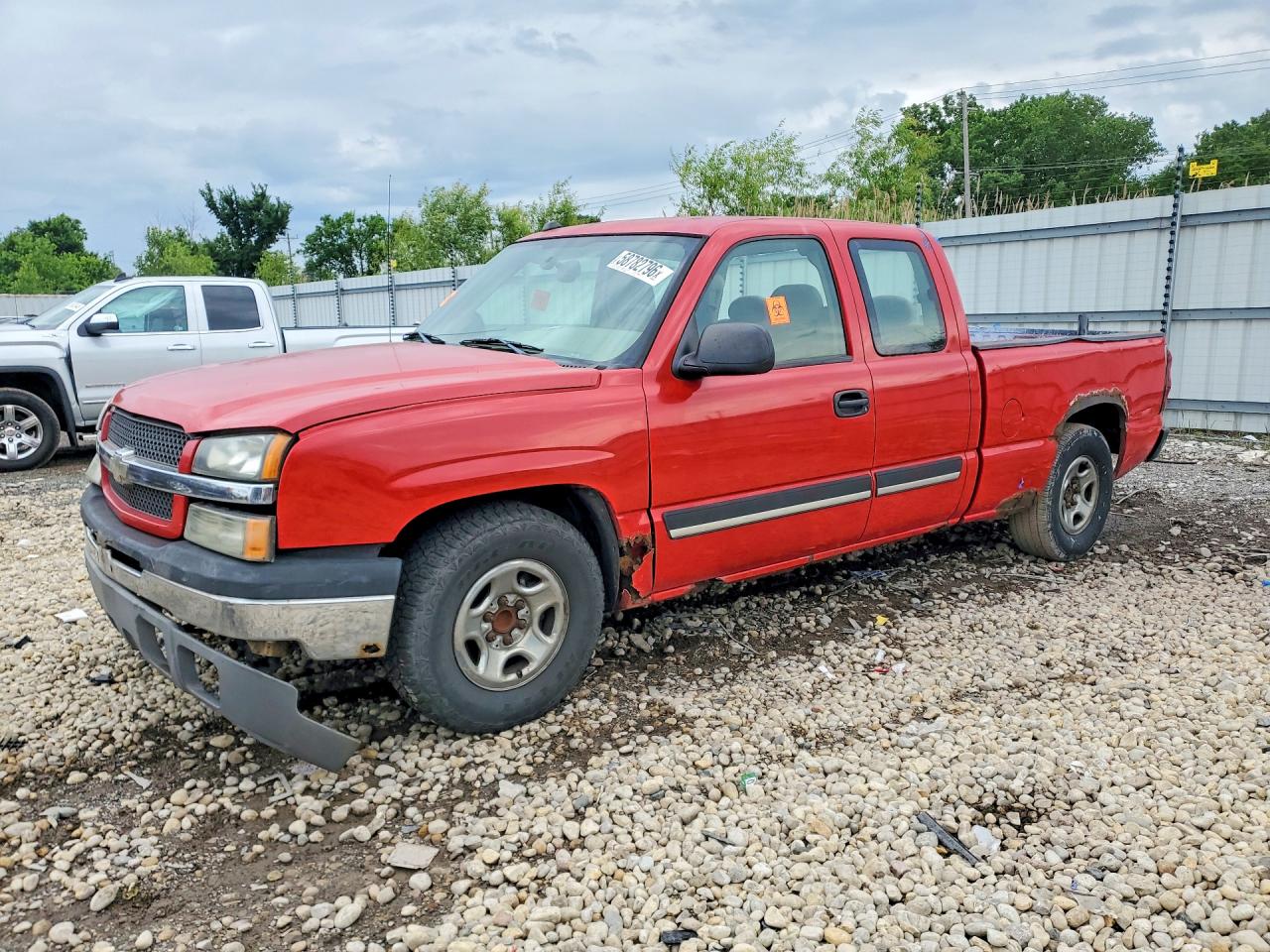 2004 Chevrolet Silverado C1500 Red vin: 1GCEC19V84Z271987