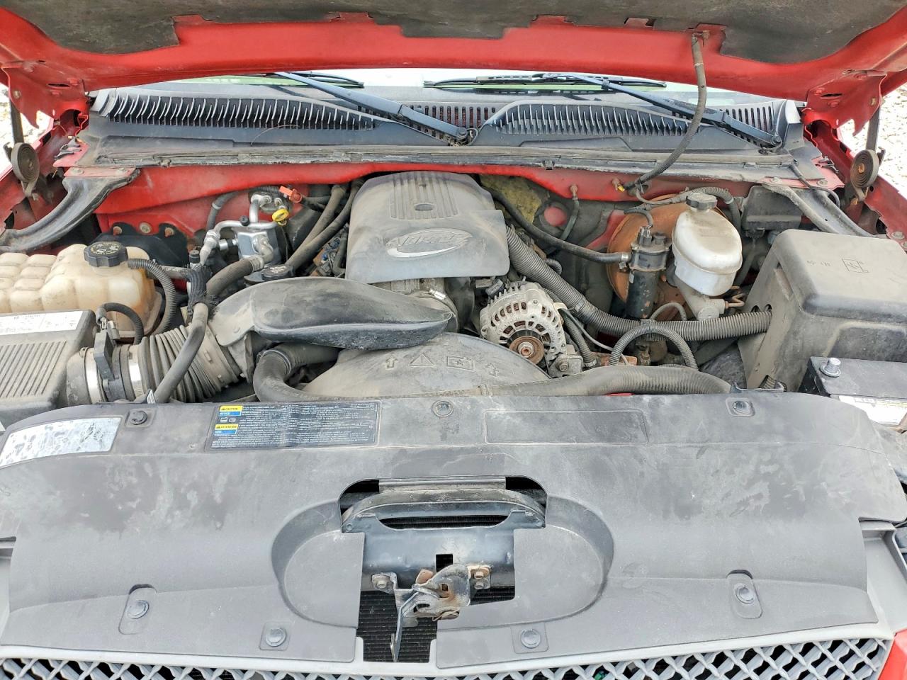 2004 Chevrolet Silverado C1500 Red vin: 1GCEC19V84Z271987