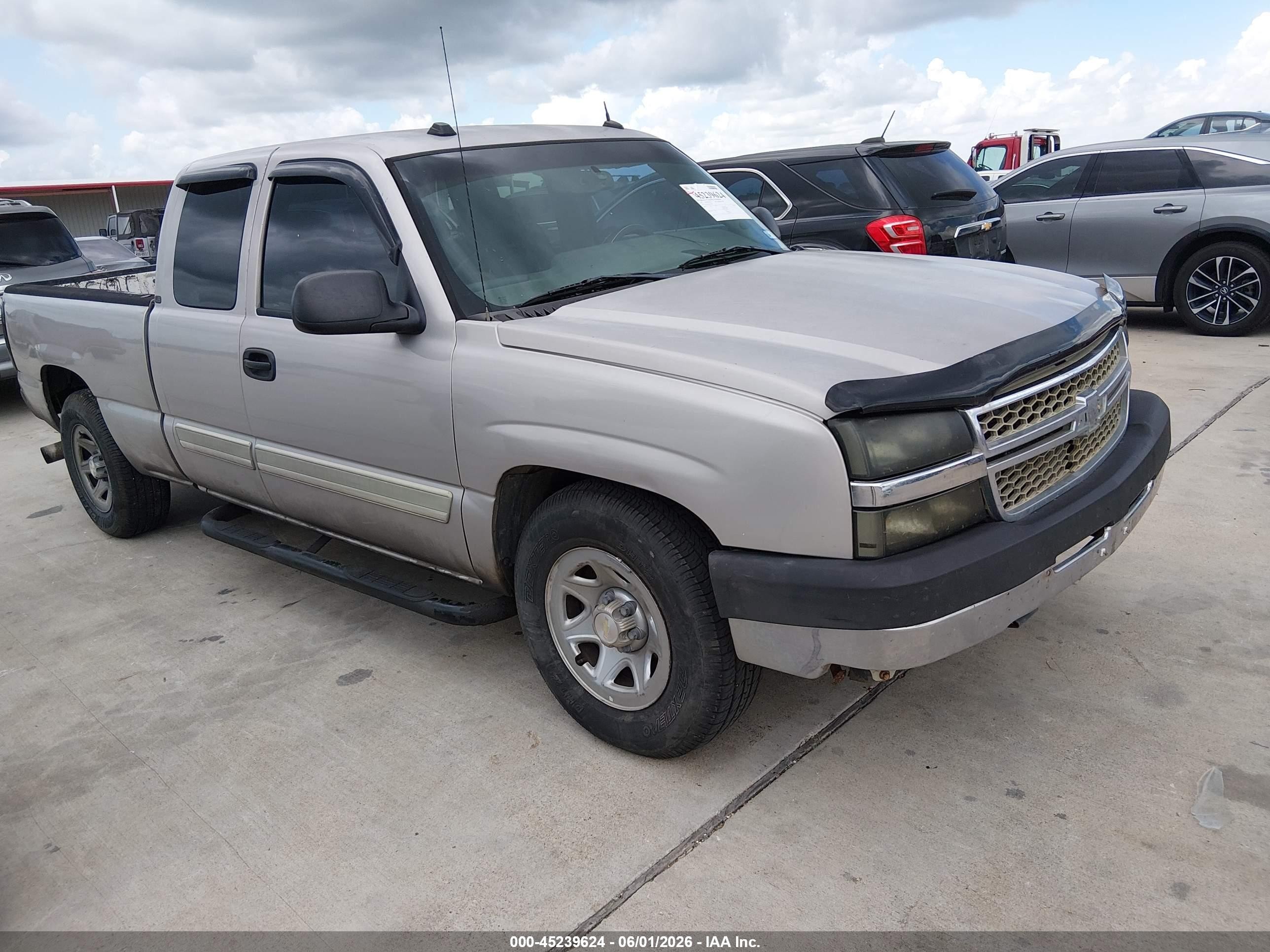 2005 Chevrolet Silverado 1500 Ls Silver vin: 1GCEC19V85Z338248
