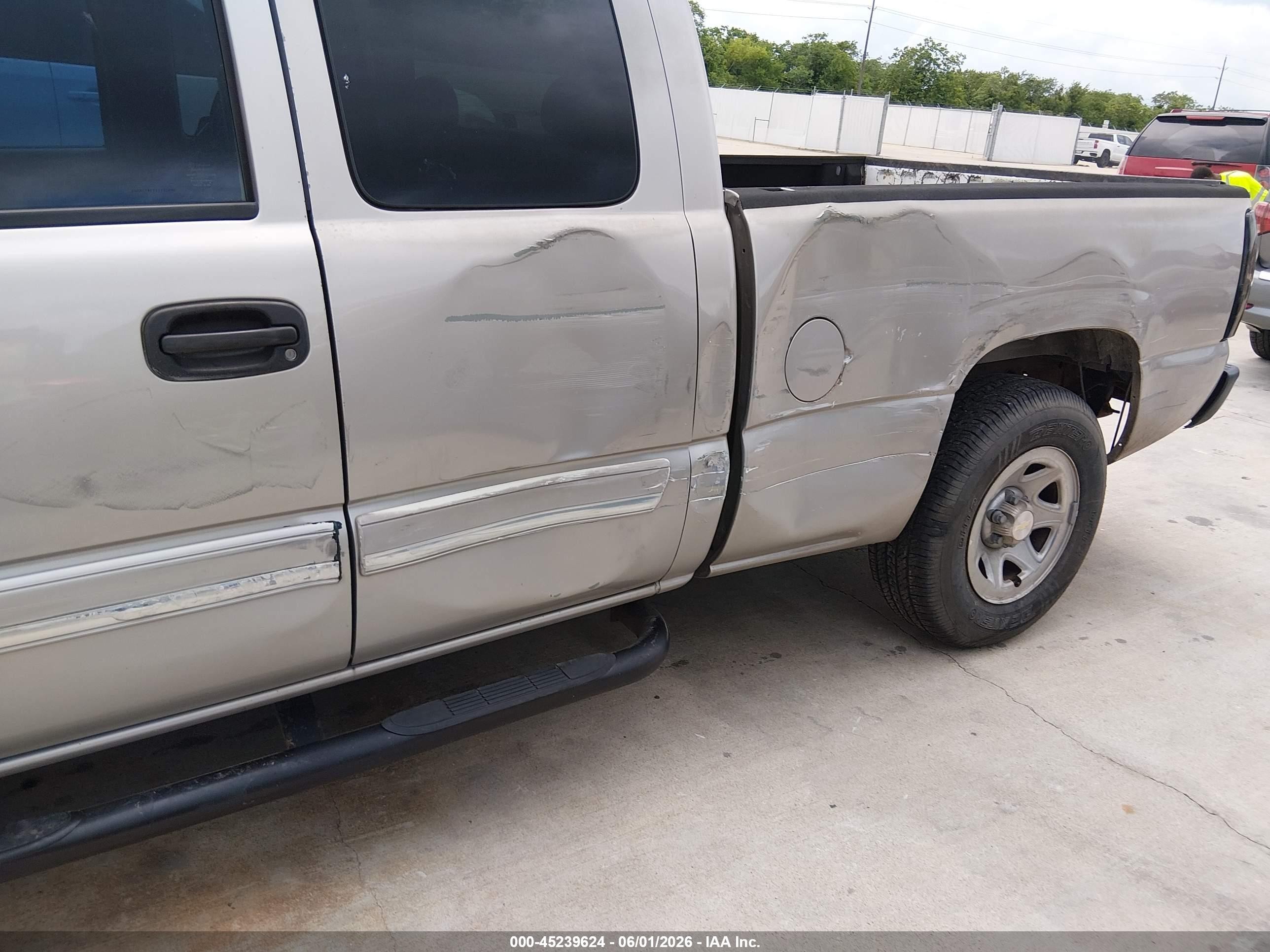 2005 Chevrolet Silverado 1500 Ls Silver vin: 1GCEC19V85Z338248