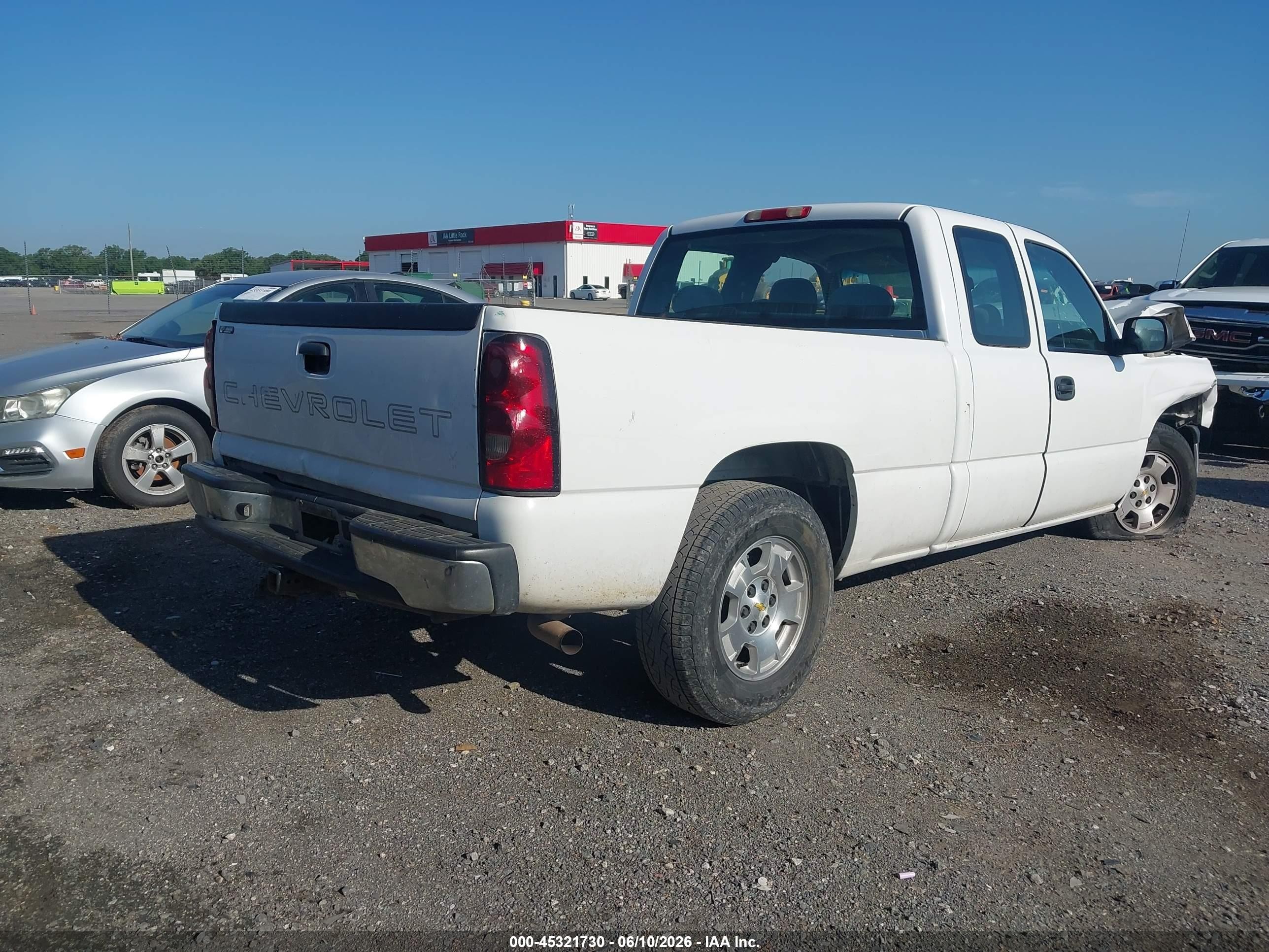 2007 Chevrolet Silverado 1500 Classic Work Truck White vin: 1GCEC19V87Z201717